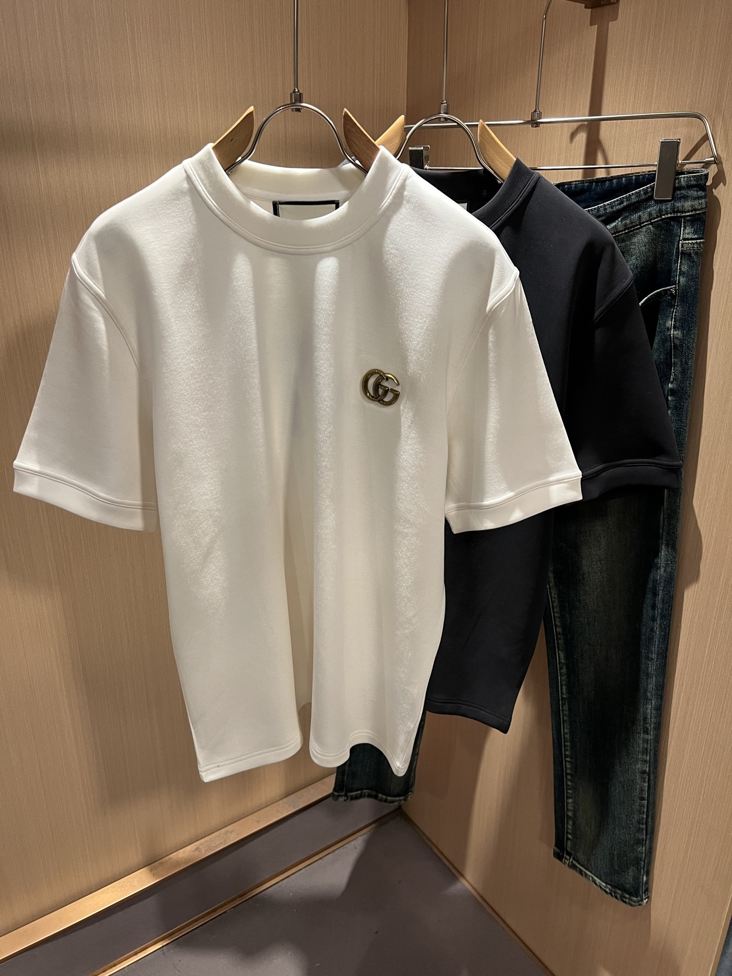 Gucc*古家 2025秋冬系列基础圆领短袖打底，男女同情侣款👫休闲宽松棉质圆领短袖T恤衫！贸易公司渠道