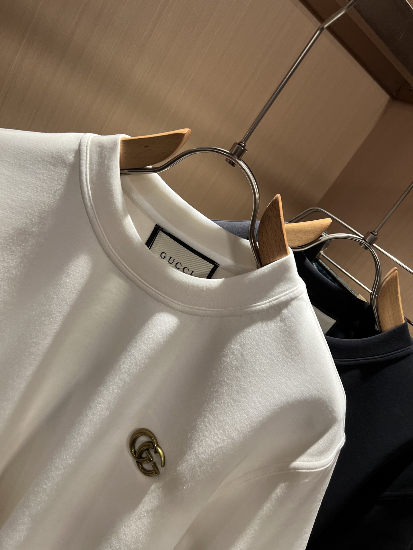 Gucc*古家 2025秋冬系列基础圆领短袖打底，男女同情侣款👫休闲宽松棉质圆领短袖T恤衫！贸易公司渠道