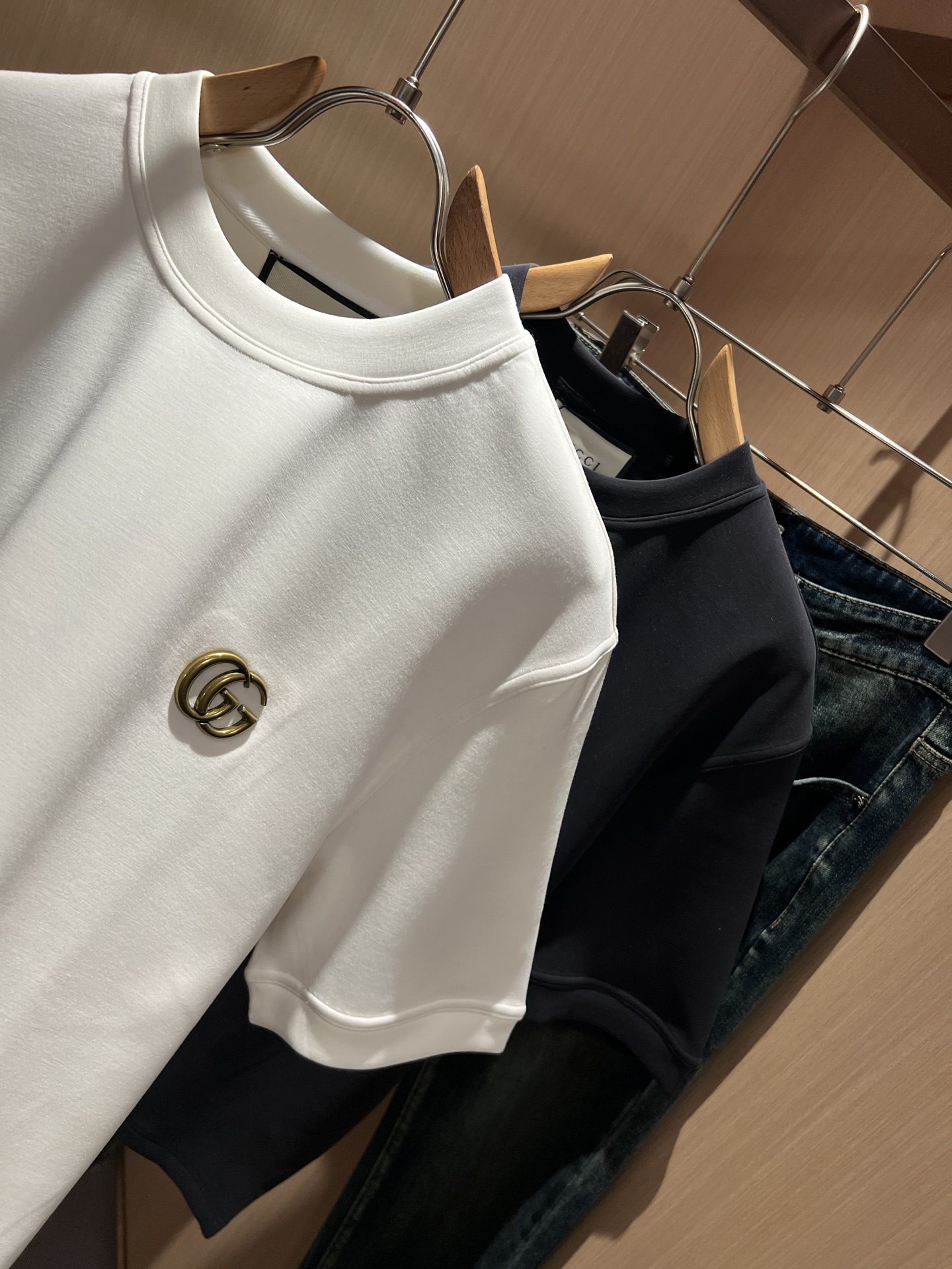 Gucc*古家 2025秋冬系列基础圆领短袖打底，男女同情侣款👫休闲宽松棉质圆领短袖T恤衫！贸易公司渠道