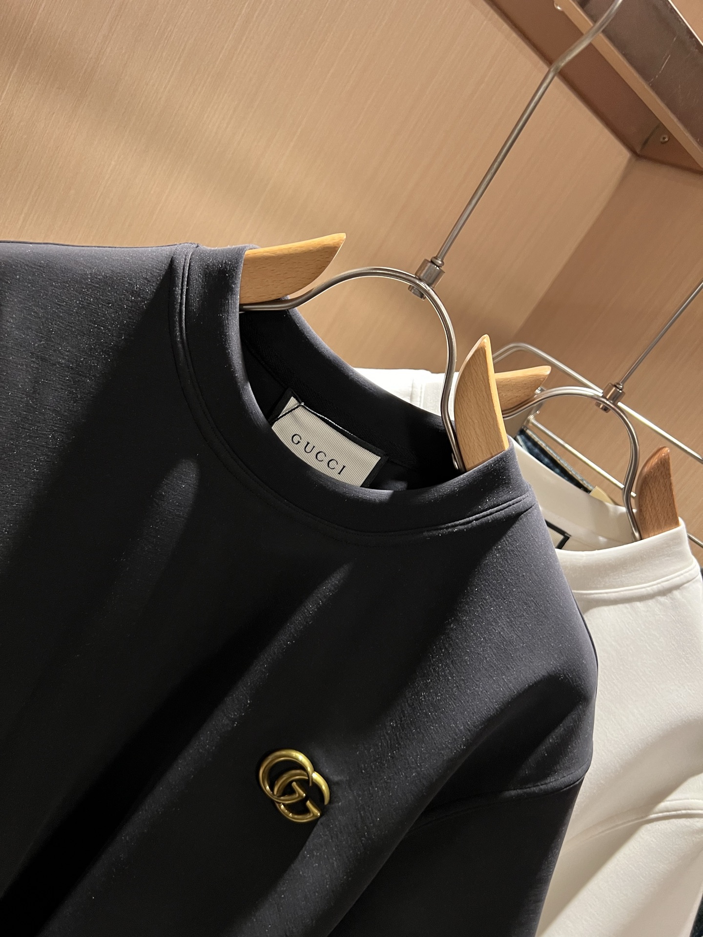 Gucc*古家 2025秋冬系列基础圆领短袖打底，男女同情侣款👫休闲宽松棉质圆领短袖T恤衫！贸易公司渠道