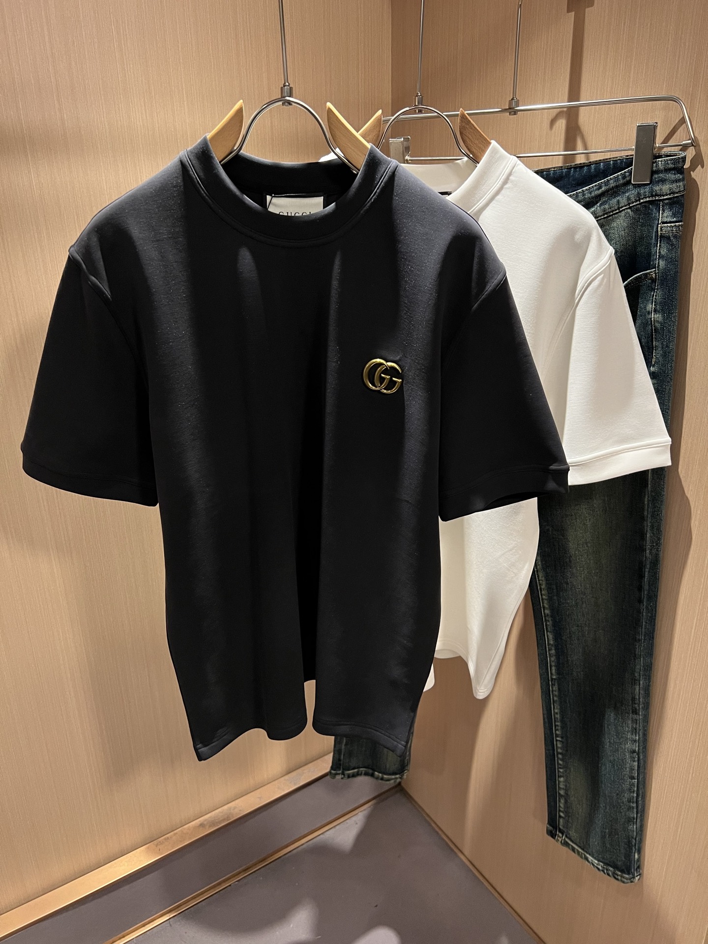 Gucc*古家 2025秋冬系列基础圆领短袖打底，男女同情侣款👫休闲宽松棉质圆领短袖T恤衫！贸易公司渠道