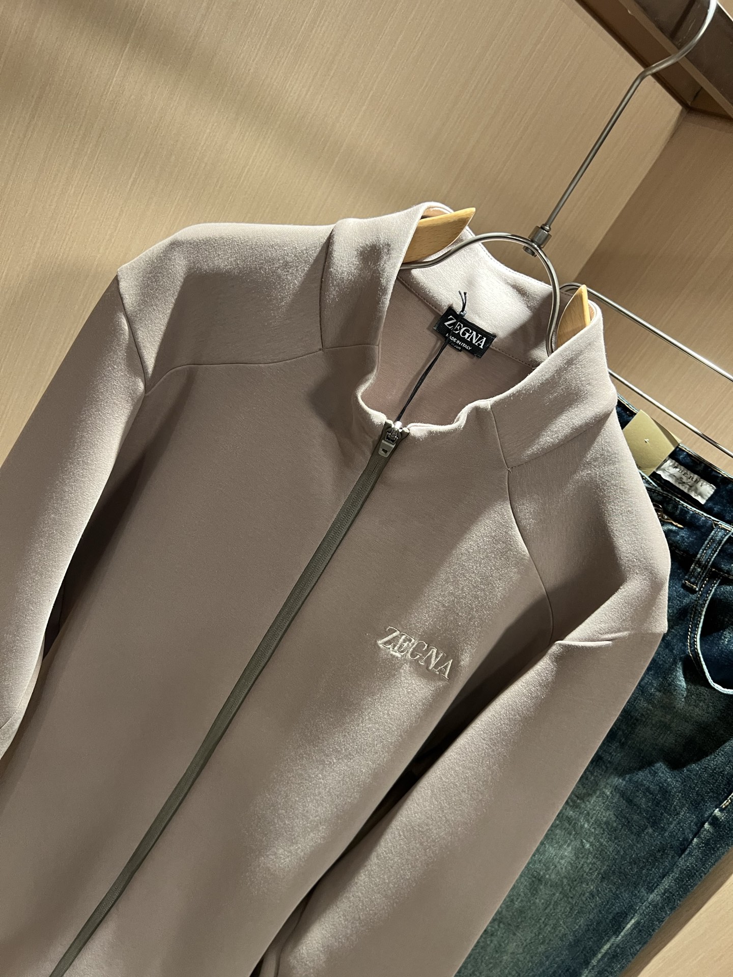 Ermenegildo Zeg*a杰*亚 2025秋冬新款男士休闲卫衣，压轴的渠道货出现了！！柜台同步销