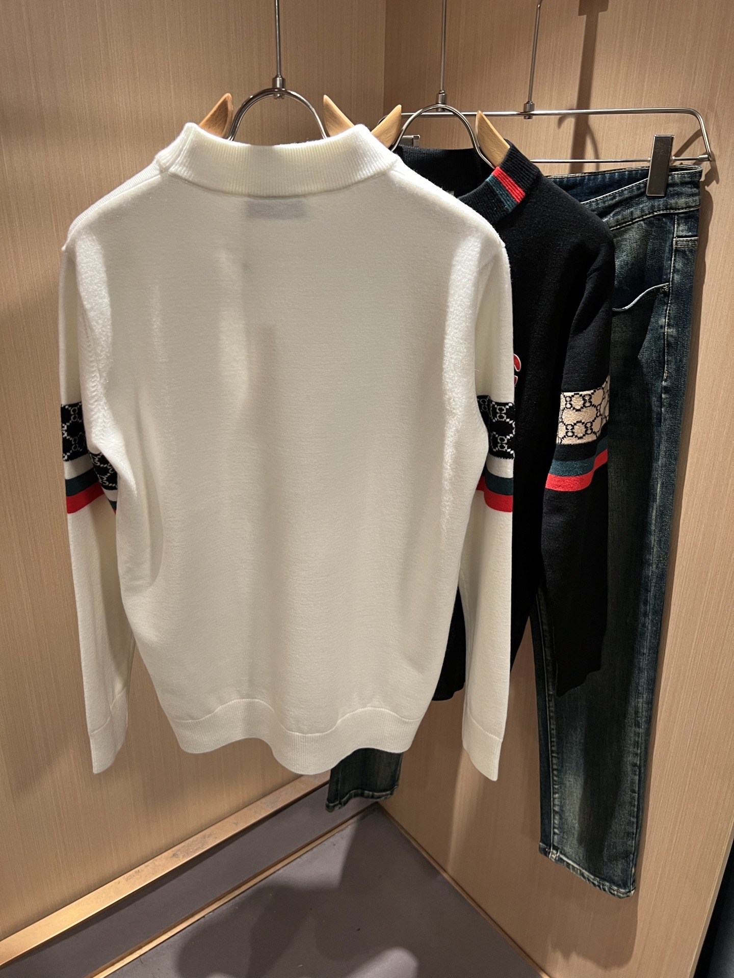 GUC*I 古家 2025秋冬新款男女同款👫 高克重针织羊毛衫，全景钩织GG标识logo图案设计！贸易公