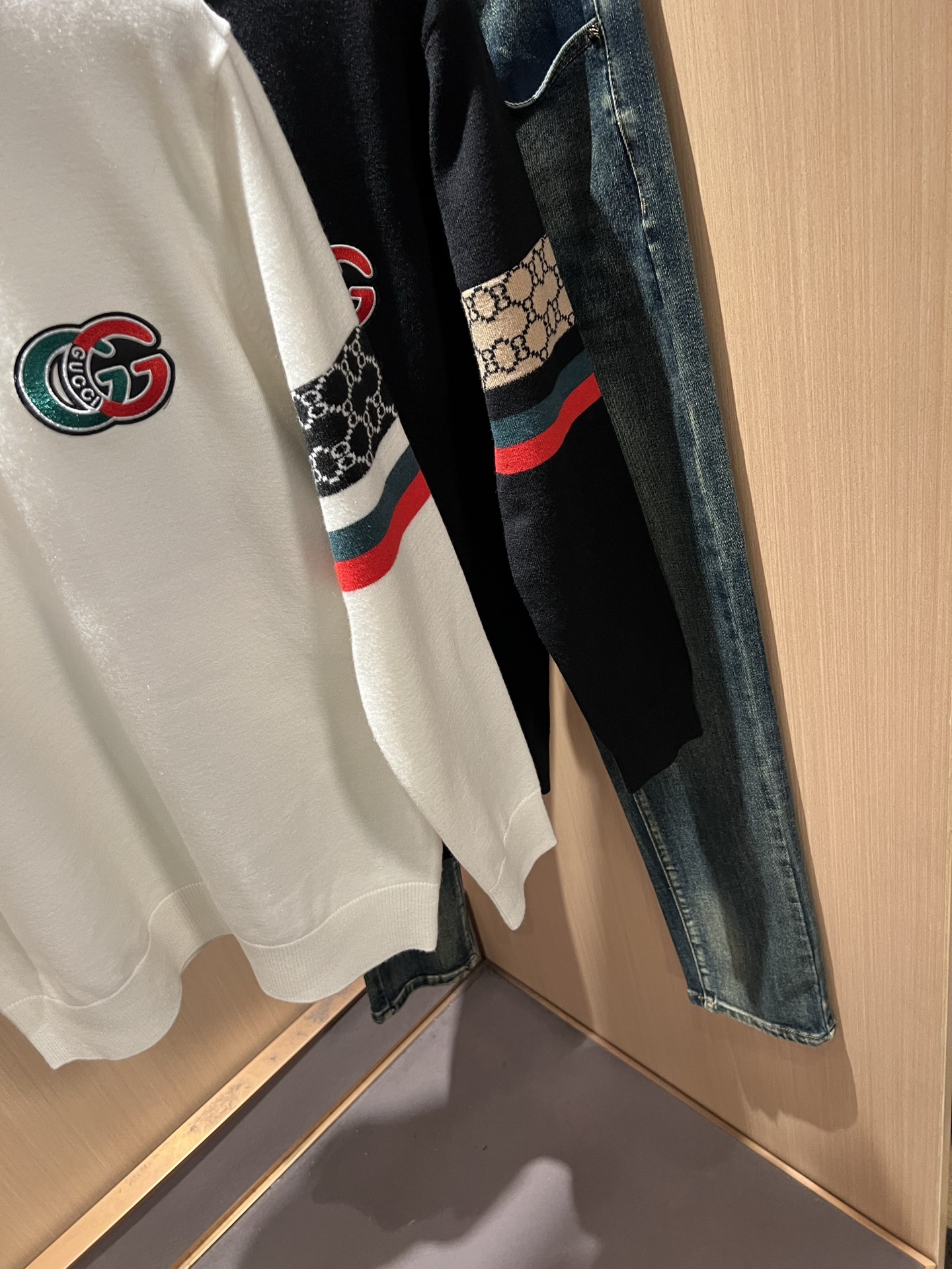 GUC*I 古家 2025秋冬新款男女同款👫 高克重针织羊毛衫，全景钩织GG标识logo图案设计！贸易公