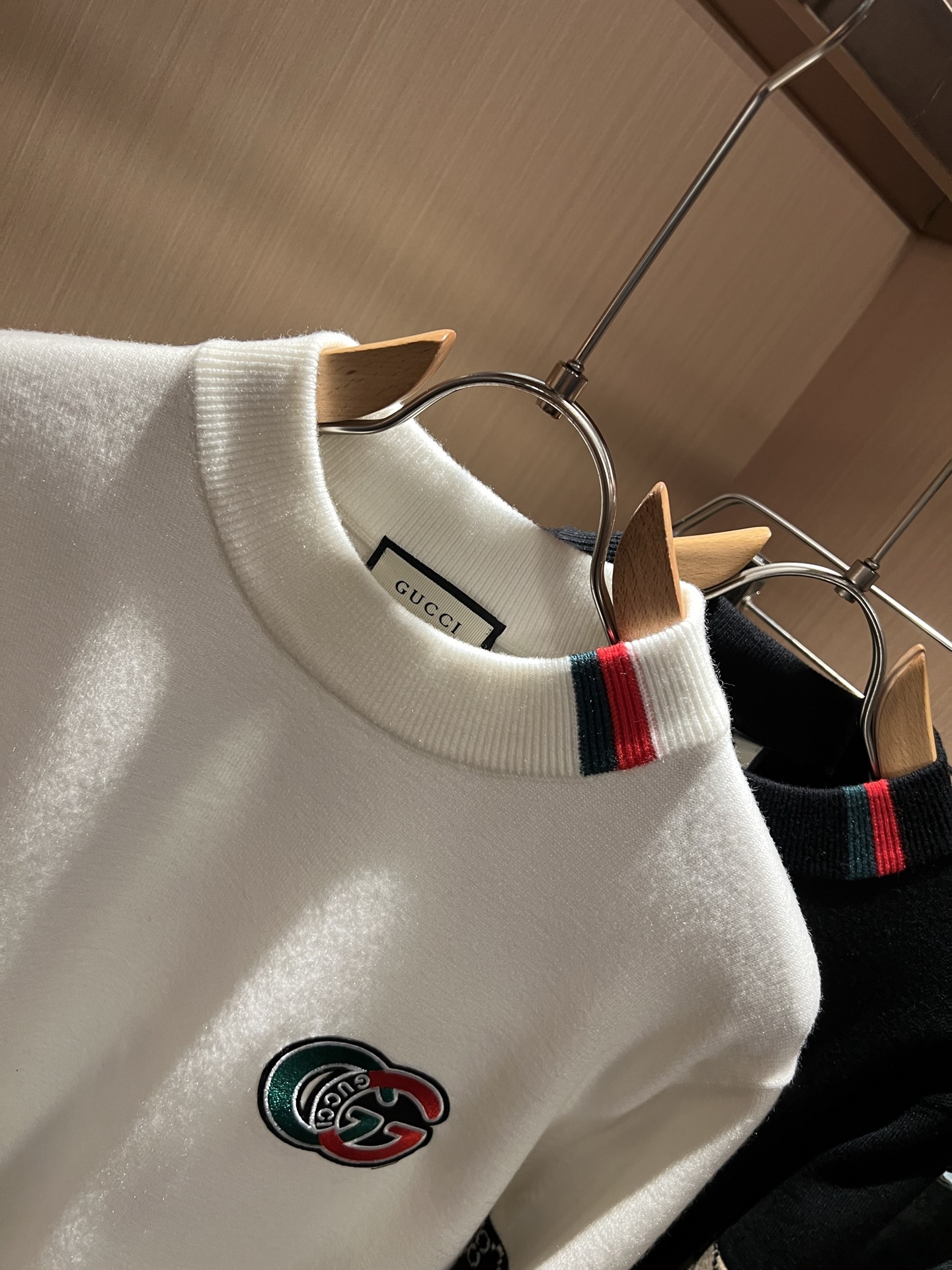 GUC*I 古家 2025秋冬新款男女同款👫 高克重针织羊毛衫，全景钩织GG标识logo图案设计！贸易公