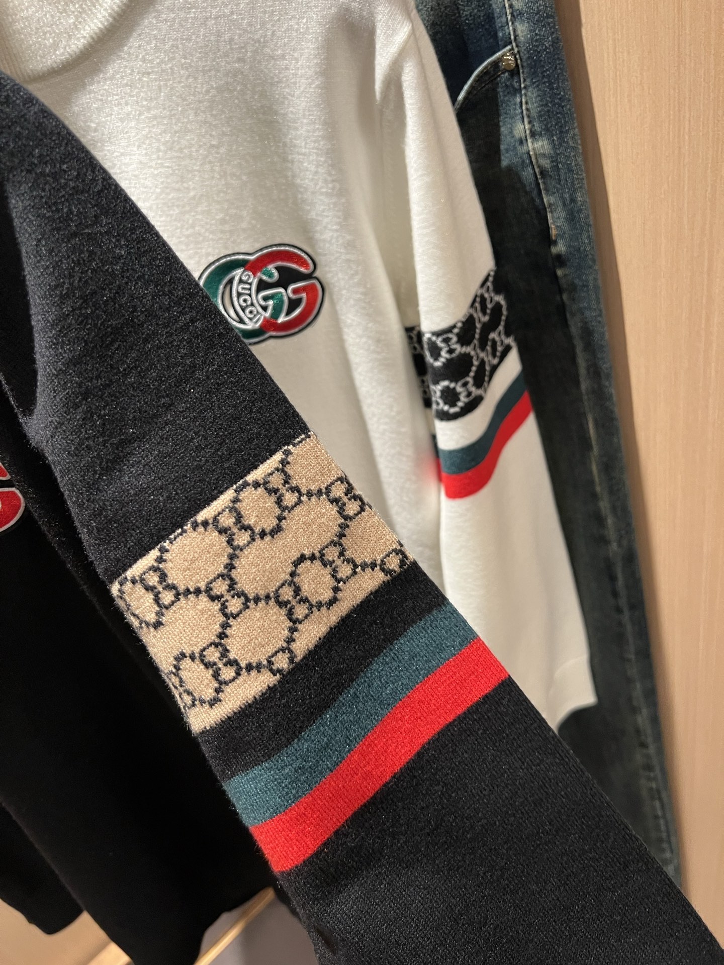 GUC*I 古家 2025秋冬新款男女同款👫 高克重针织羊毛衫，全景钩织GG标识logo图案设计！贸易公