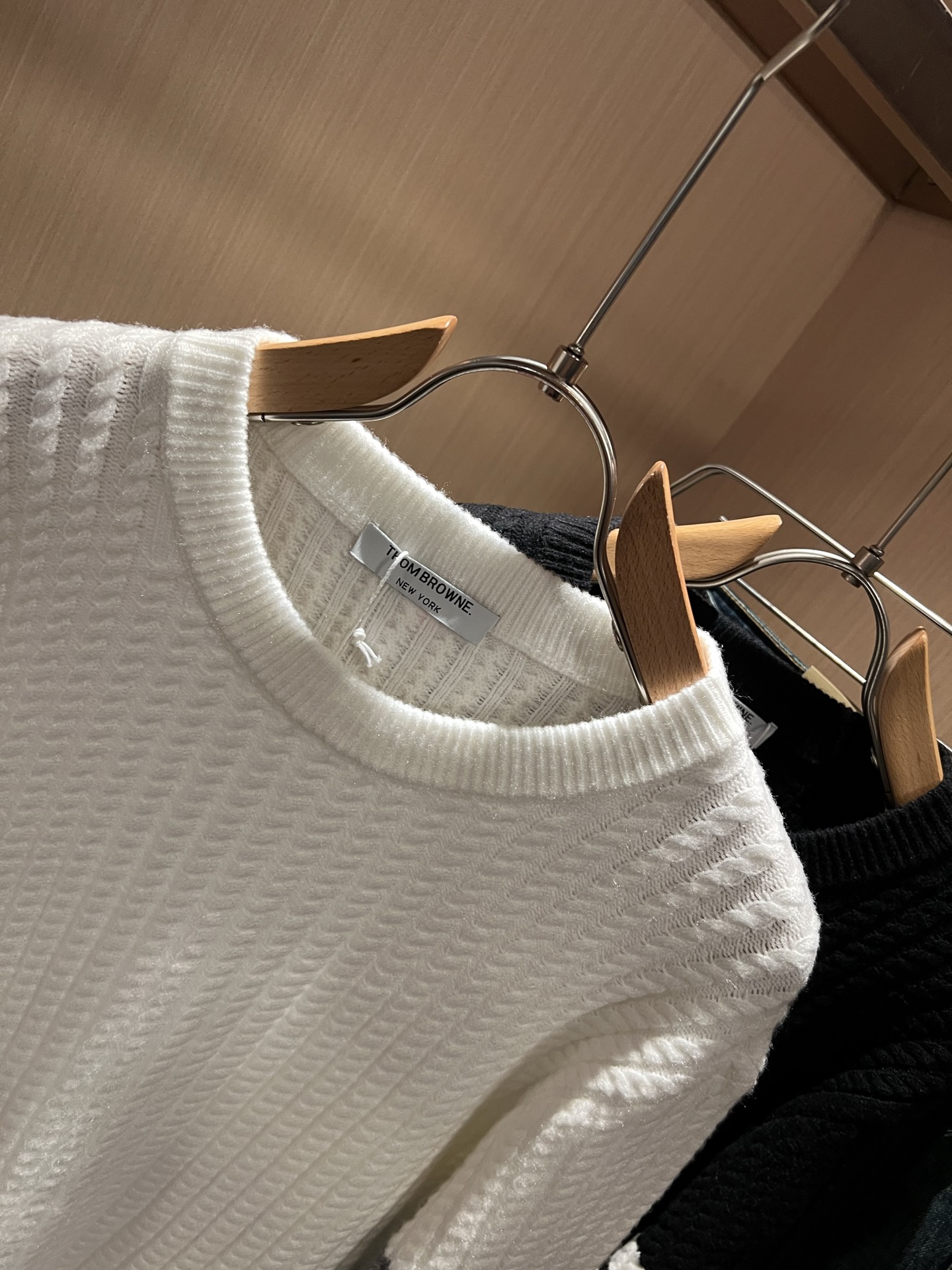 ThomBrow*e汤姆*朗2025秋冬新款男女同款👫针织羊毛衫，今年的专柜新品，男女同款👫超软羊毛面料