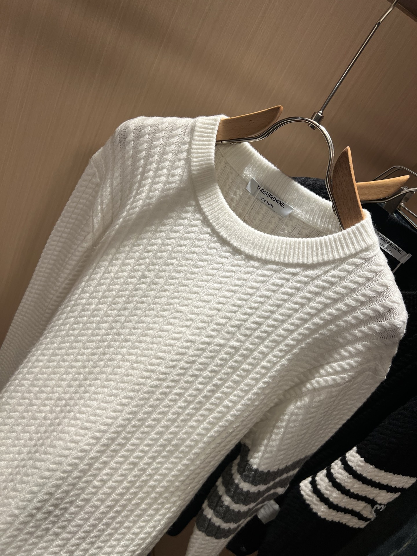 ThomBrow*e汤姆*朗2025秋冬新款男女同款👫针织羊毛衫，今年的专柜新品，男女同款👫超软羊毛面料