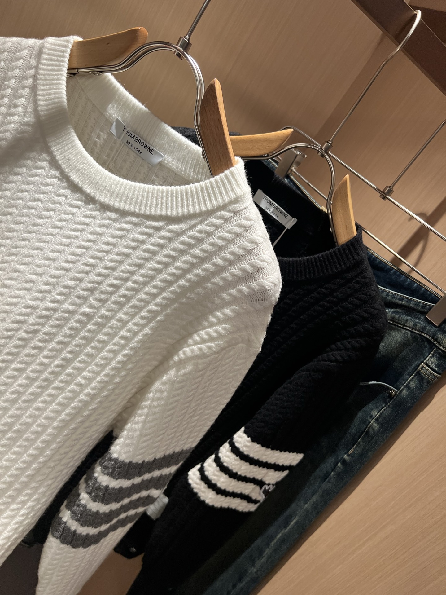 ThomBrow*e汤姆*朗2025秋冬新款男女同款👫针织羊毛衫，今年的专柜新品，男女同款👫超软羊毛面料