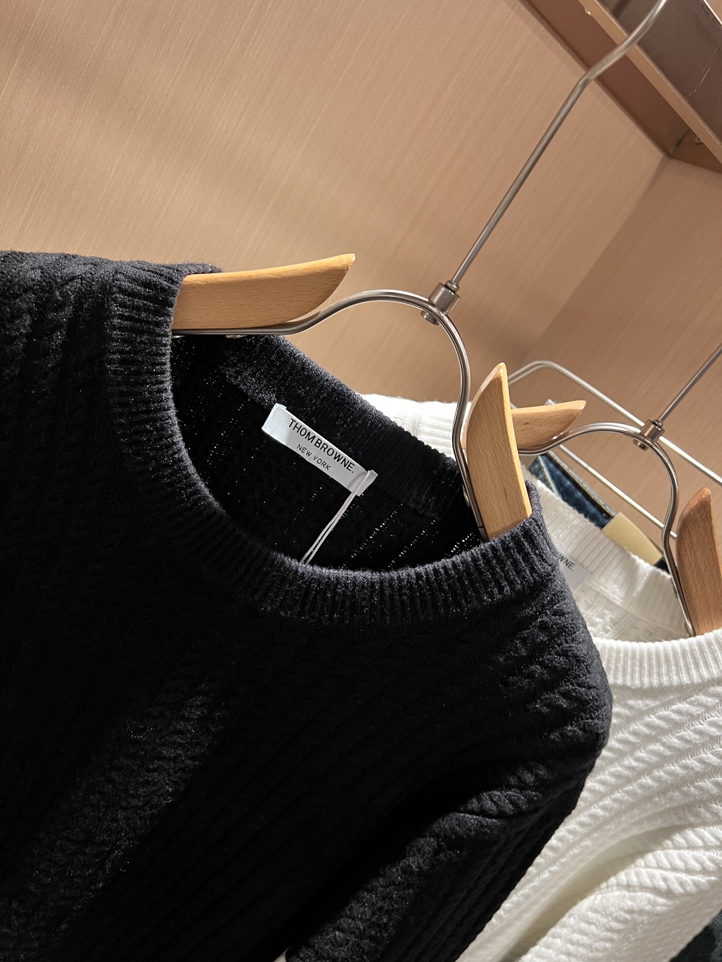 ThomBrow*e汤姆*朗2025秋冬新款男女同款👫针织羊毛衫，今年的专柜新品，男女同款👫超软羊毛面料