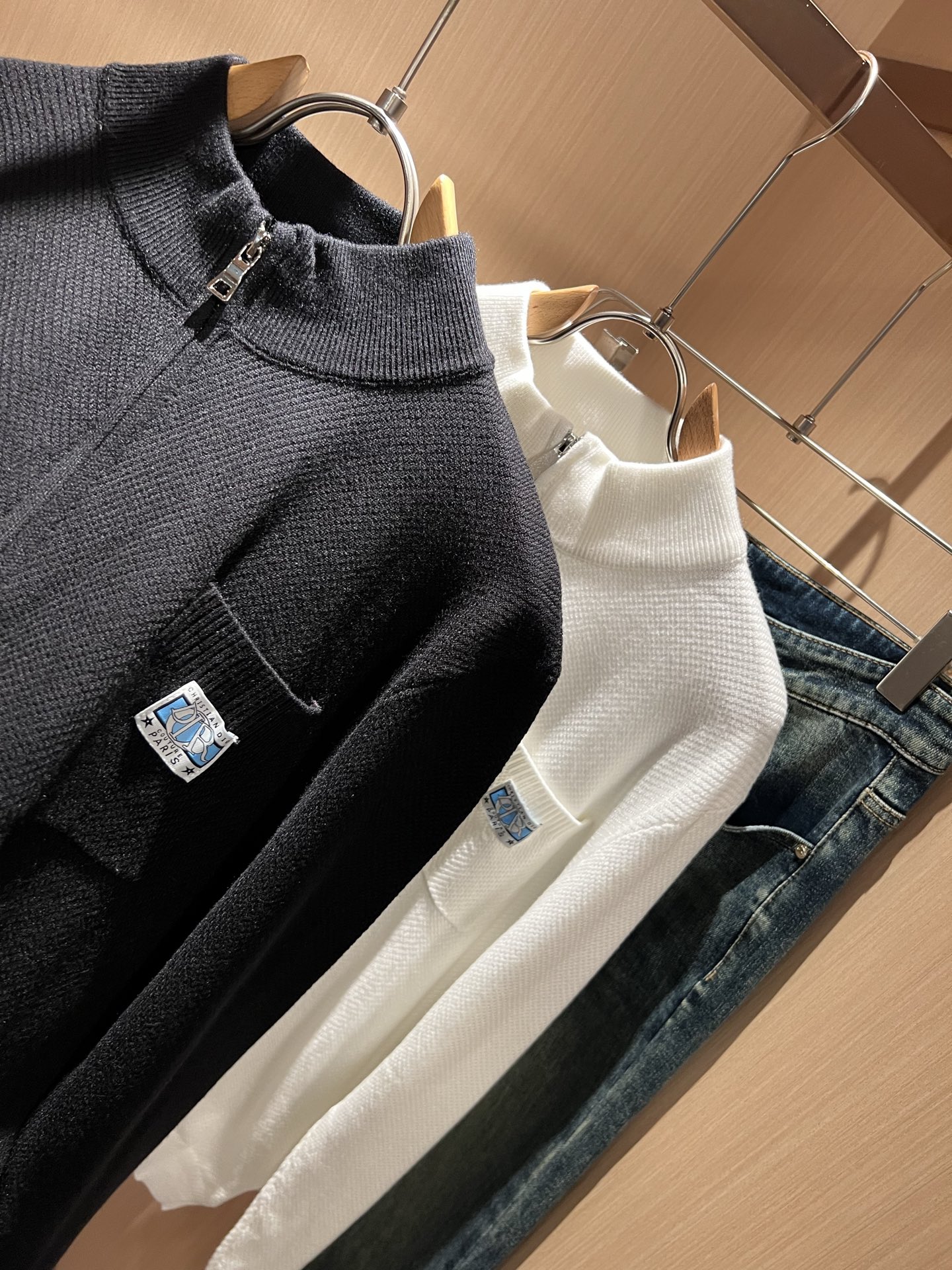 Dio*r迪*奥 2025秋冬男士休闲针织羊毛开衫，最新时尚休闲，贸易公司渠道稀出，同步官网发售，男神女