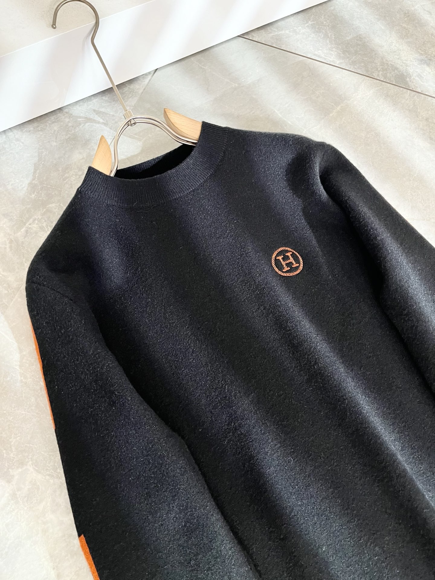 Her*mes爱*仕2025秋冬新款男士针织羊毛衫，全新升级百搭基础款，低调奢华，品格之选！甄选优质精选