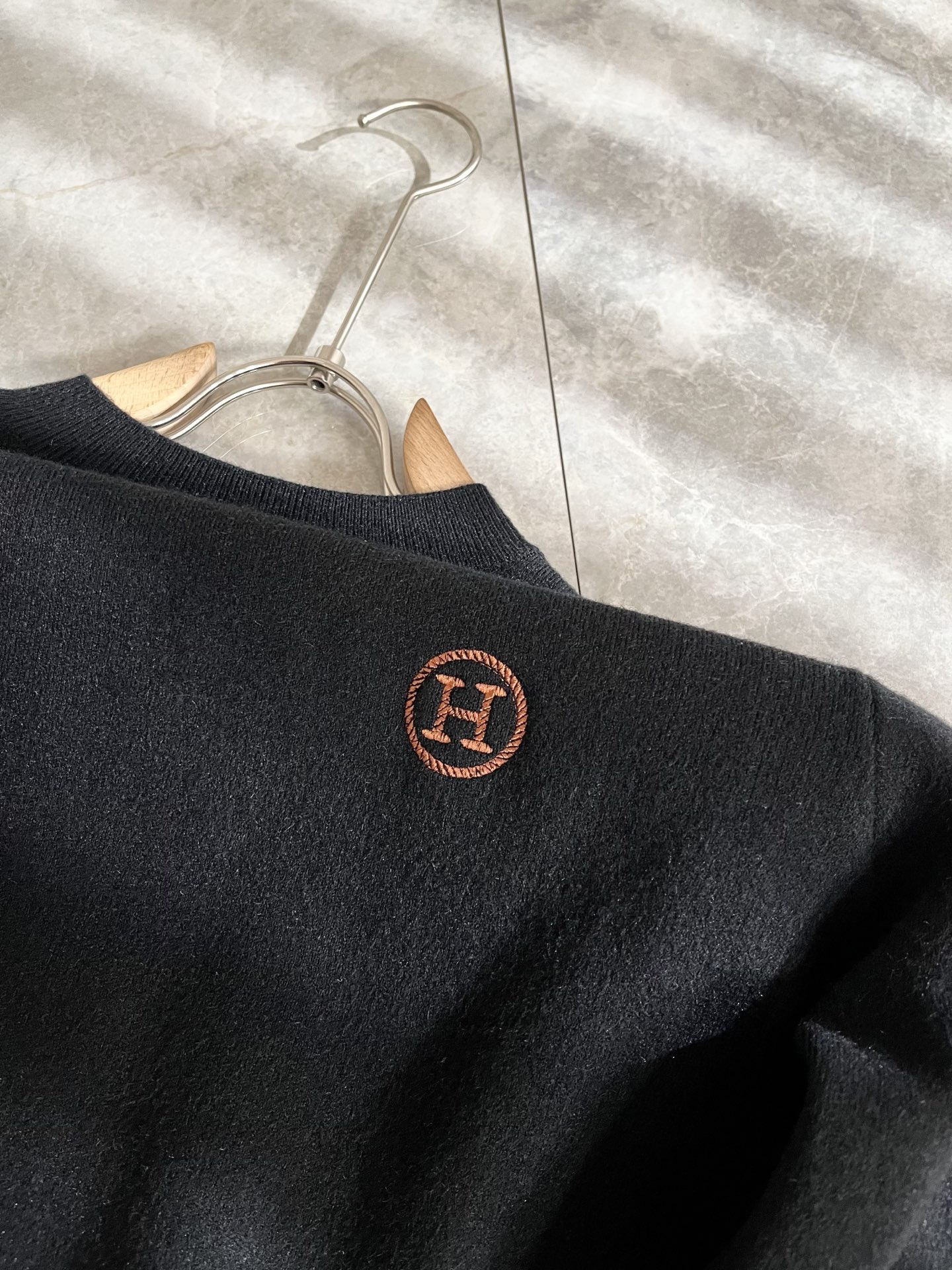 Her*mes爱*仕2025秋冬新款男士针织羊毛衫，全新升级百搭基础款，低调奢华，品格之选！甄选优质精选