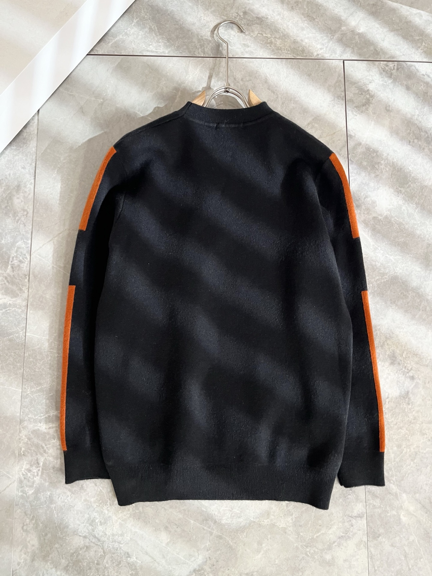 Her*mes爱*仕2025秋冬新款男士针织羊毛衫，全新升级百搭基础款，低调奢华，品格之选！甄选优质精选