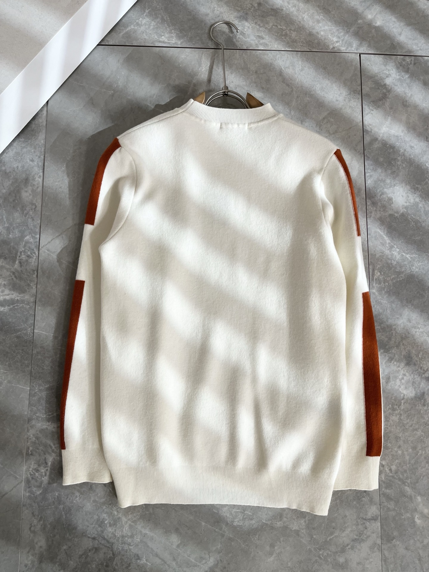 Her*mes爱*仕2025秋冬新款男士针织羊毛衫，全新升级百搭基础款，低调奢华，品格之选！甄选优质精选