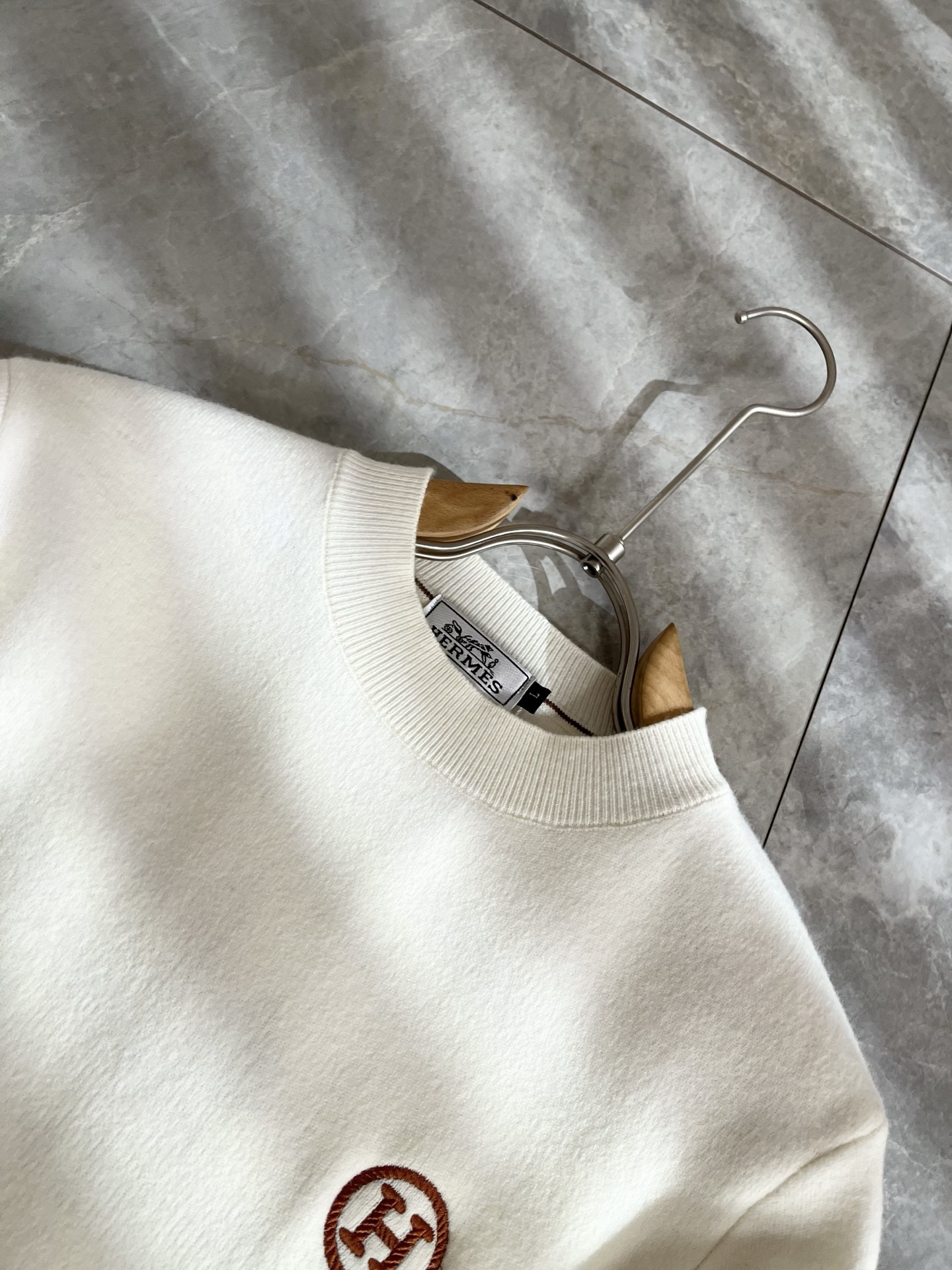 Her*mes爱*仕2025秋冬新款男士针织羊毛衫，全新升级百搭基础款，低调奢华，品格之选！甄选优质精选