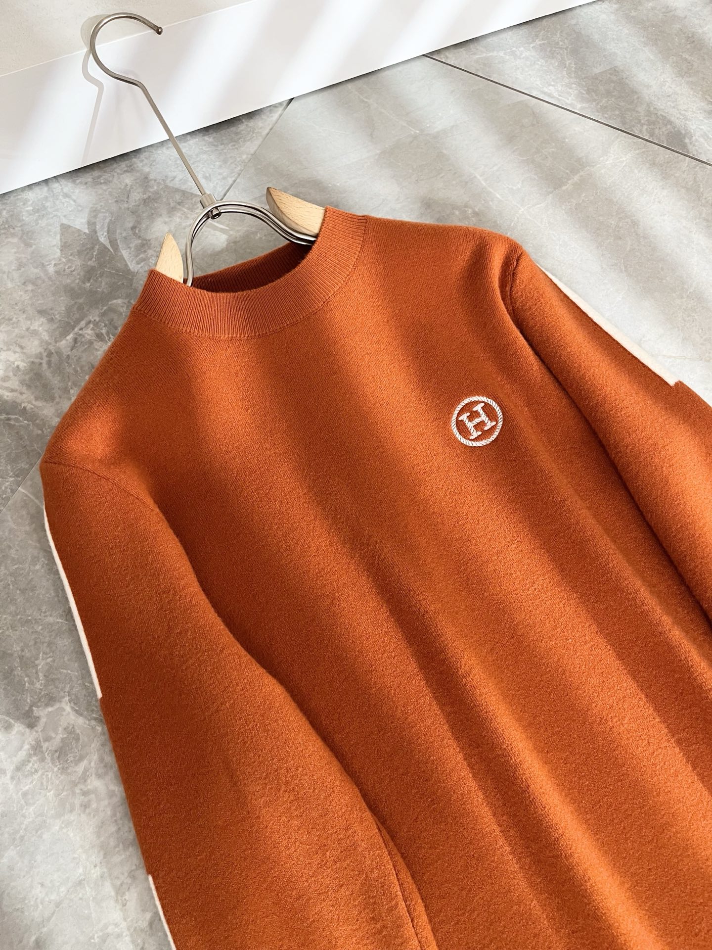 Her*mes爱*仕2025秋冬新款男士针织羊毛衫，全新升级百搭基础款，低调奢华，品格之选！甄选优质精选