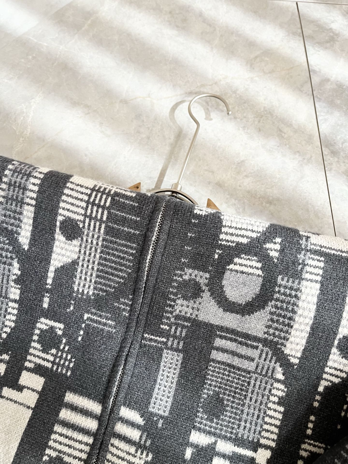 Dio*迪家 2025秋冬新款男女同款👫针织羊毛衫，专柜同步发售！定制专属羊毛🐑面料，从容百搭，档次极高