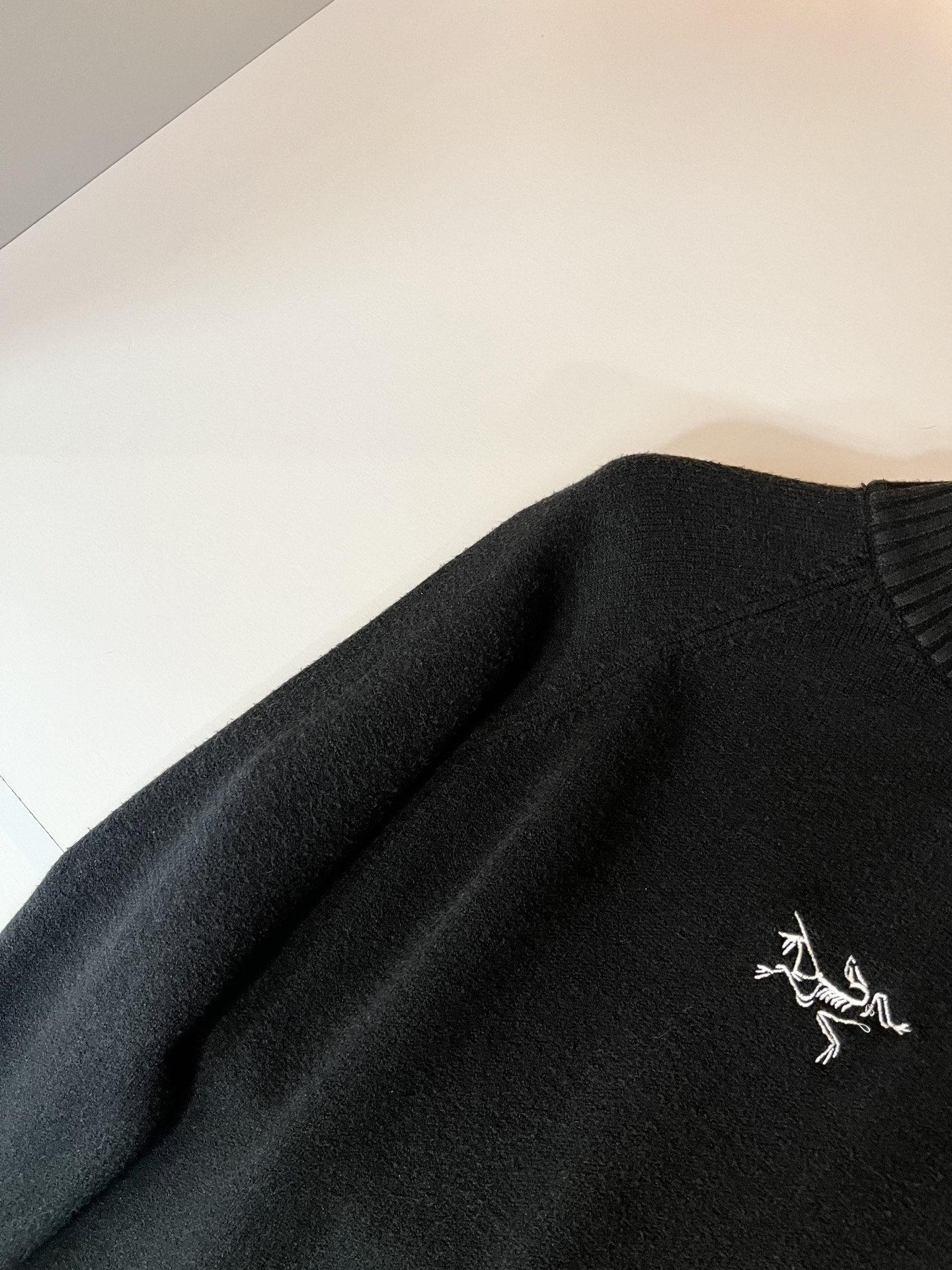 ARCTER*X始*祖鸟 2025秋冬新款男女同款👫针织羊毛衫，户外品牌可能大家第一想到的就是加拿大鹅、