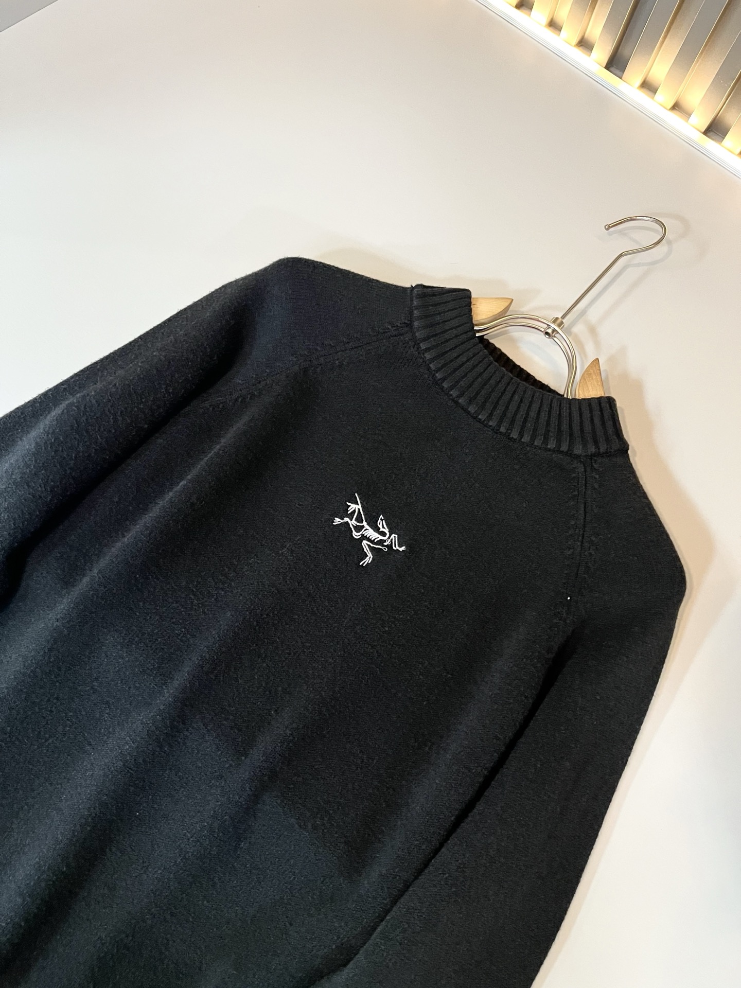 ARCTER*X始*祖鸟 2025秋冬新款男女同款👫针织羊毛衫，户外品牌可能大家第一想到的就是加拿大鹅、