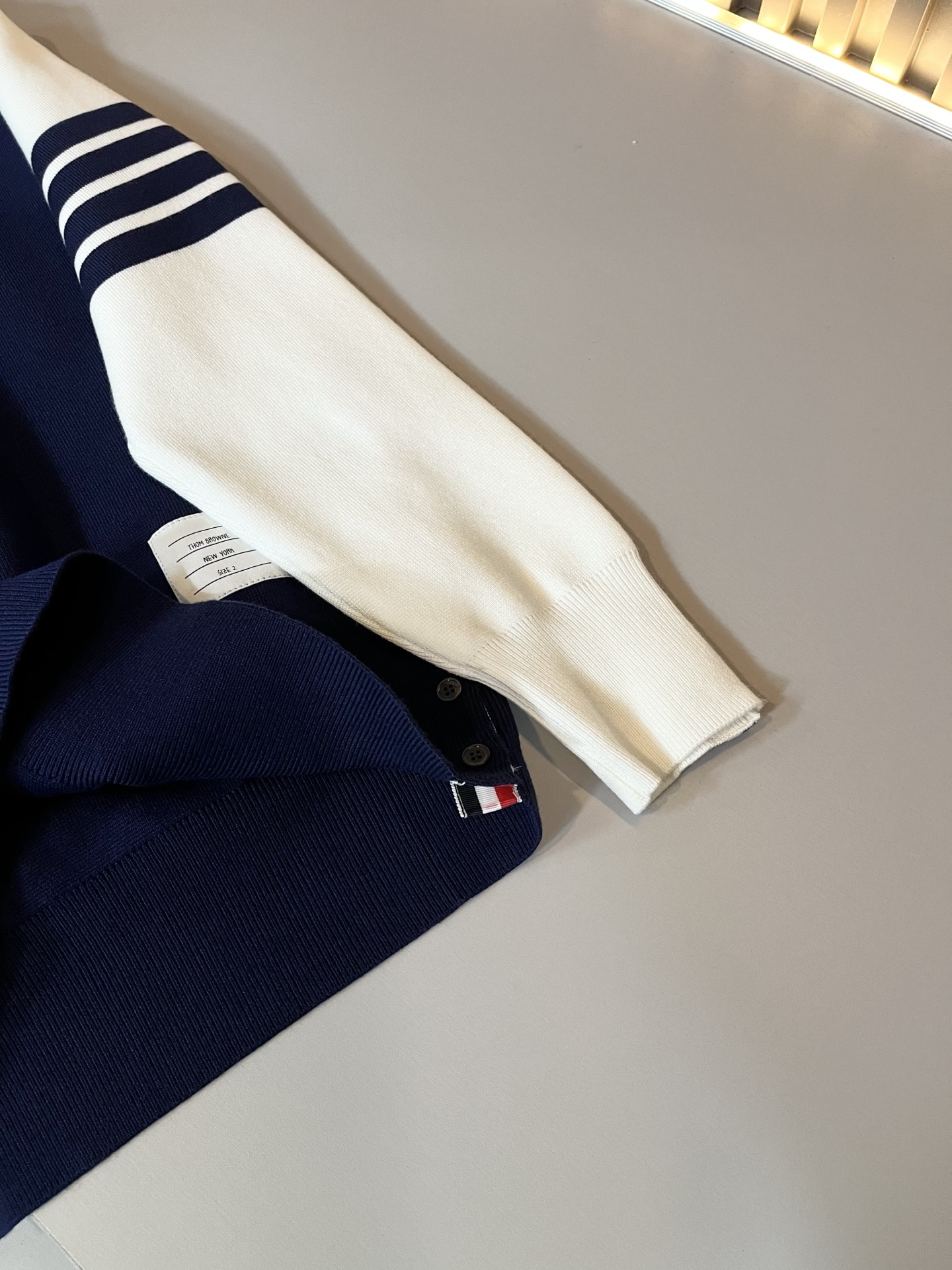 ThomBrow*e汤姆*朗2025秋冬新款男女同款👫针织羊毛衫，今年的专柜新品，男女同款👫超软羊毛面料