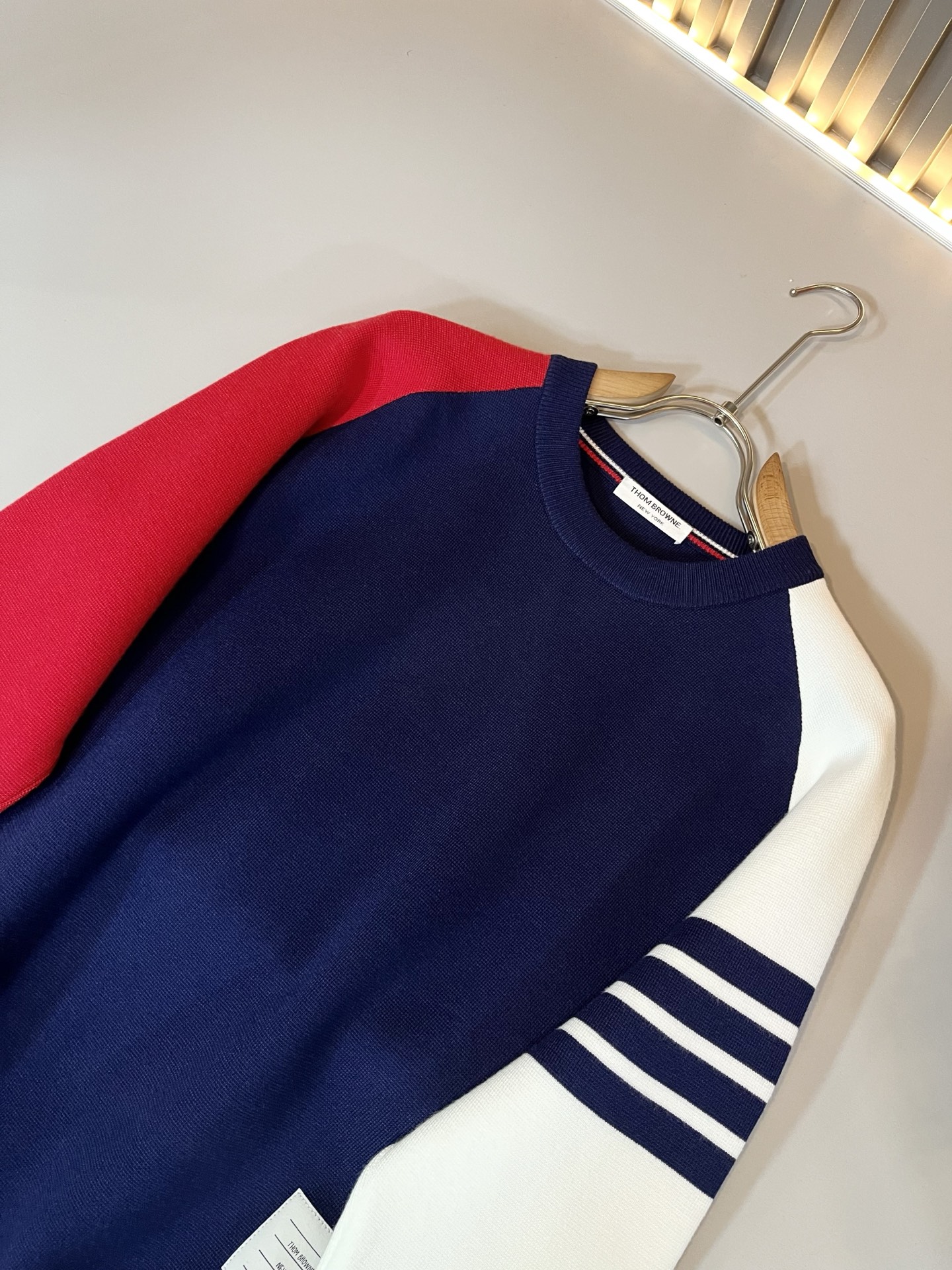 ThomBrow*e汤姆*朗2025秋冬新款男女同款👫针织羊毛衫，今年的专柜新品，男女同款👫超软羊毛面料