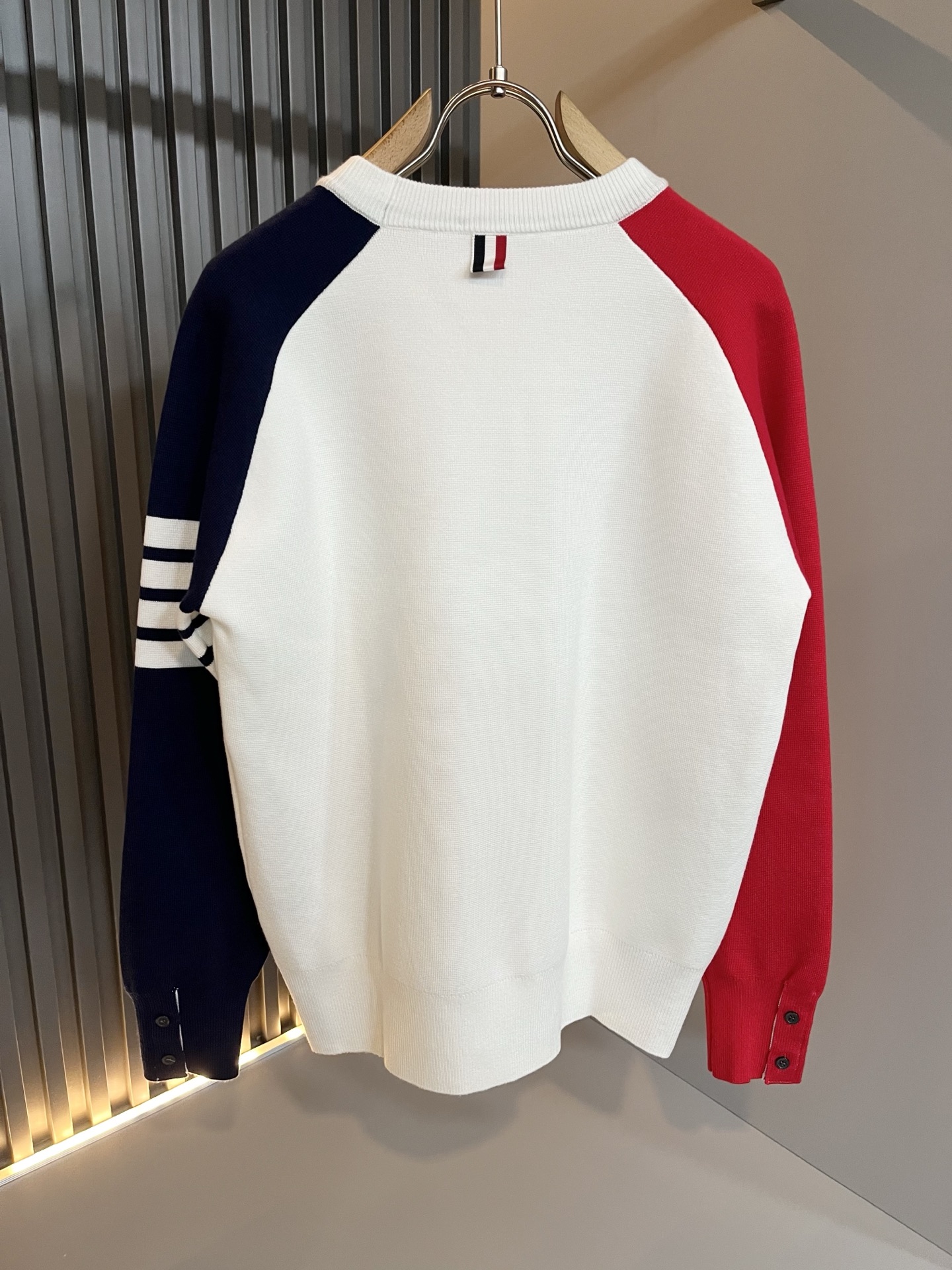 ThomBrow*e汤姆*朗2025秋冬新款男女同款👫针织羊毛衫，今年的专柜新品，男女同款👫超软羊毛面料