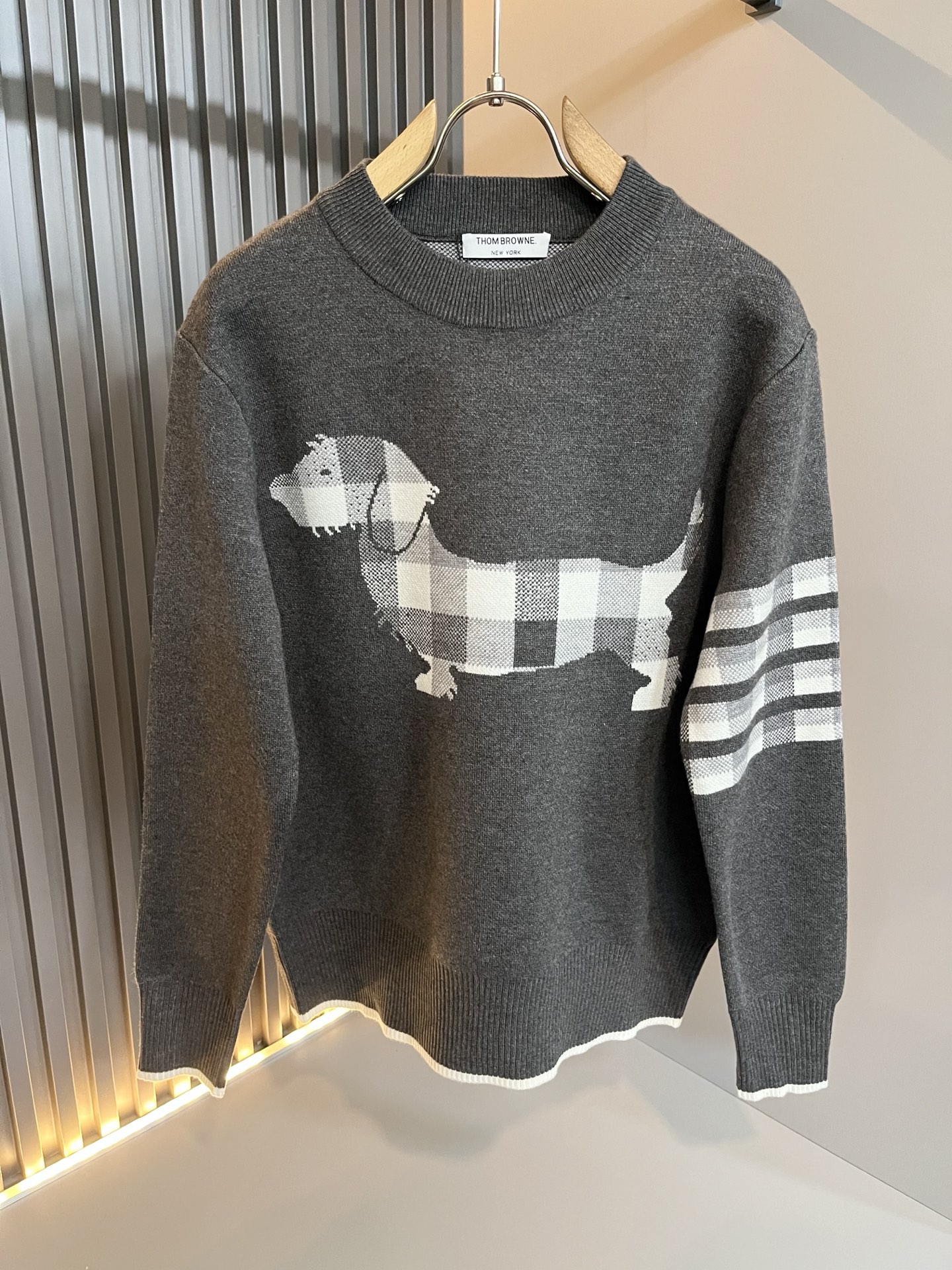 ThomBrow*e汤姆*朗2025秋冬新款男女同款👫针织羊毛衫，今年的专柜新品，男女同款👫超软羊毛面料