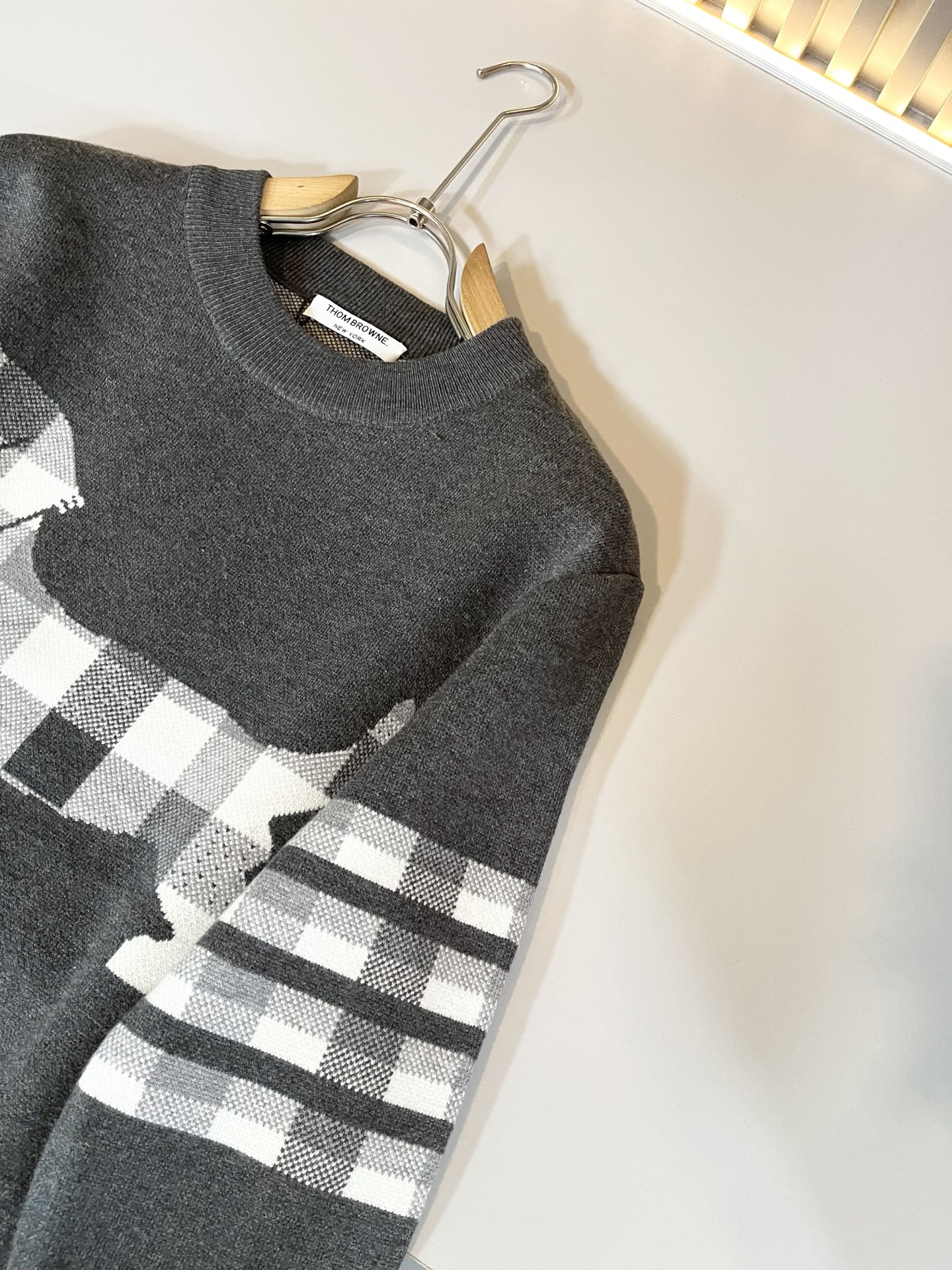 ThomBrow*e汤姆*朗2025秋冬新款男女同款👫针织羊毛衫，今年的专柜新品，男女同款👫超软羊毛面料
