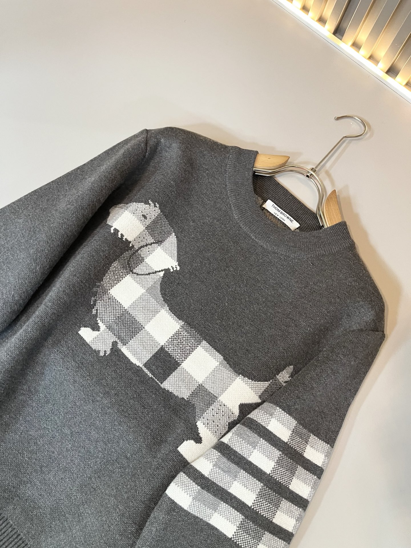 ThomBrow*e汤姆*朗2025秋冬新款男女同款👫针织羊毛衫，今年的专柜新品，男女同款👫超软羊毛面料