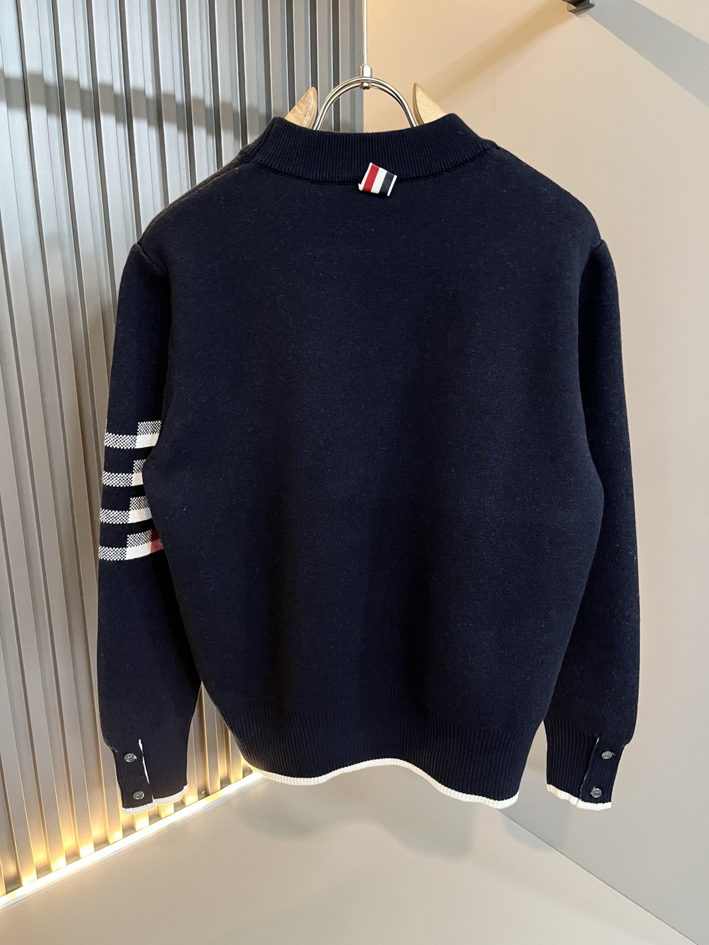 ThomBrow*e汤姆*朗2025秋冬新款男女同款👫针织羊毛衫，今年的专柜新品，男女同款👫超软羊毛面料