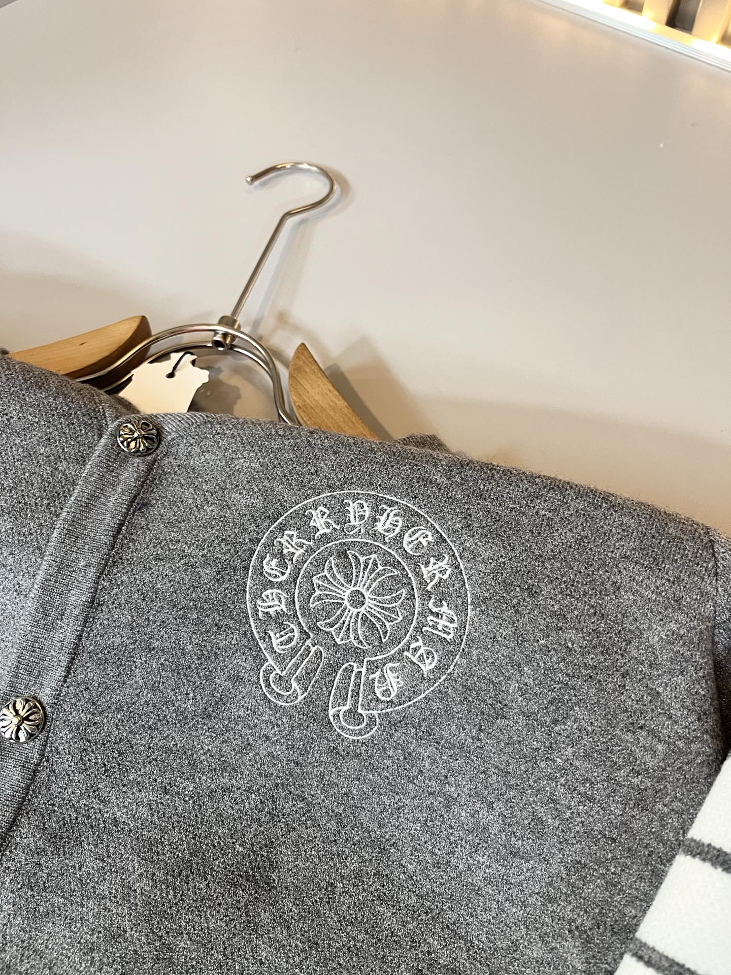 Chrome hear*s克*心 2025秋冬新款男女同款👫针织羊毛开衫，一款让你从心底认可秋冬必备羊毛