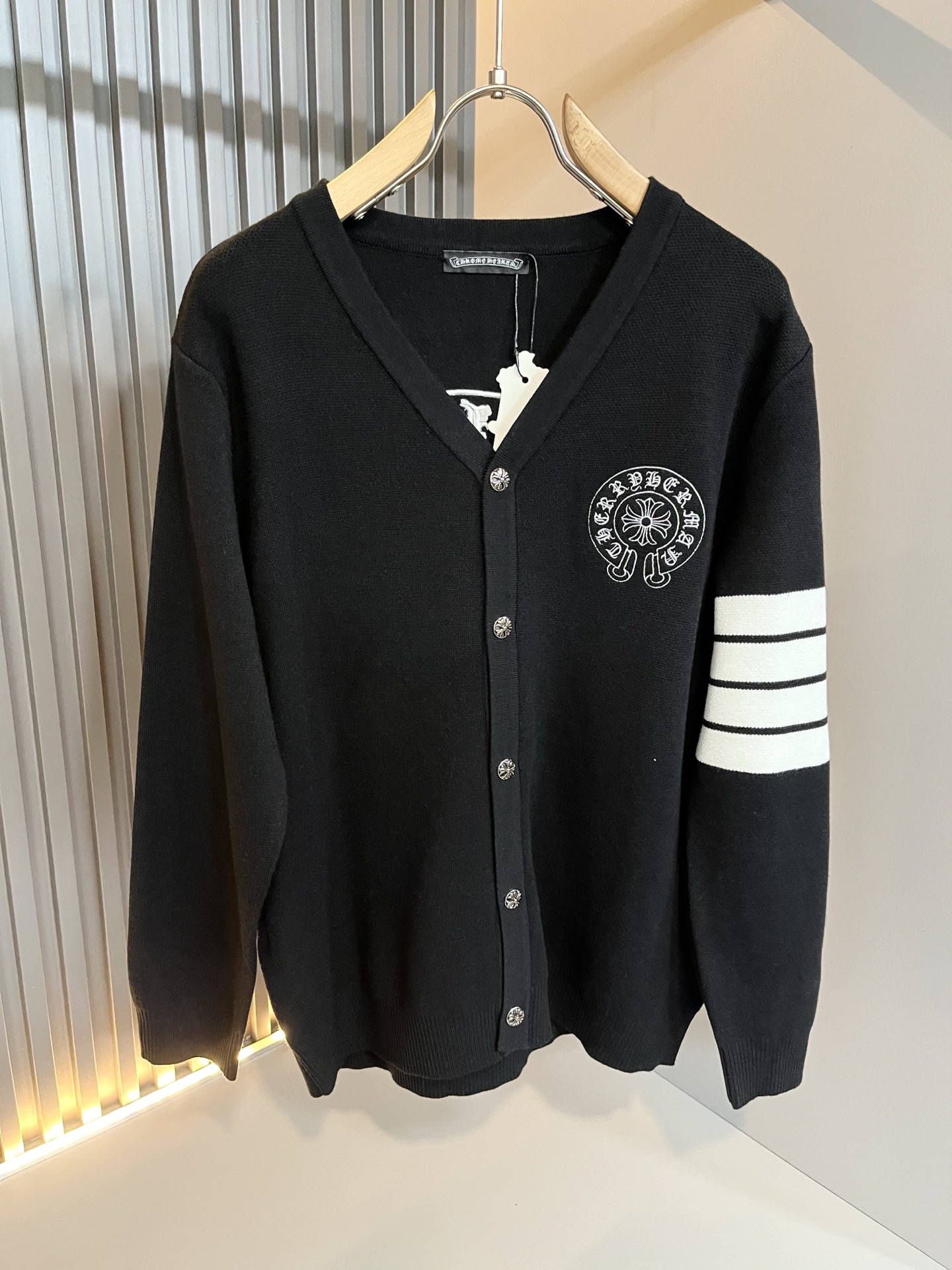 Chrome hear*s克*心 2025秋冬新款男女同款👫针织羊毛开衫，一款让你从心底认可秋冬必备羊毛