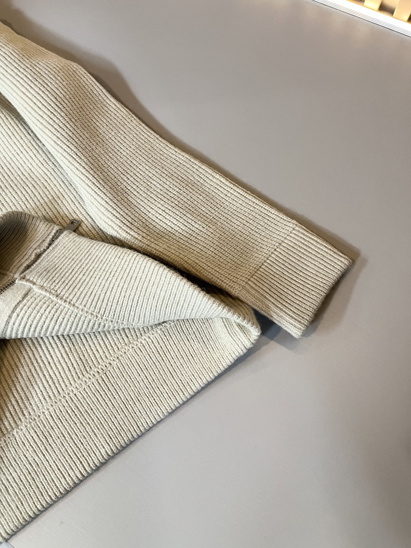 Loro Piana诺悠翩雅 ⚠️帽子可拆卸！2025秋冬男士最新的贸易订单针织羊毛衫，全品相！！上身舒