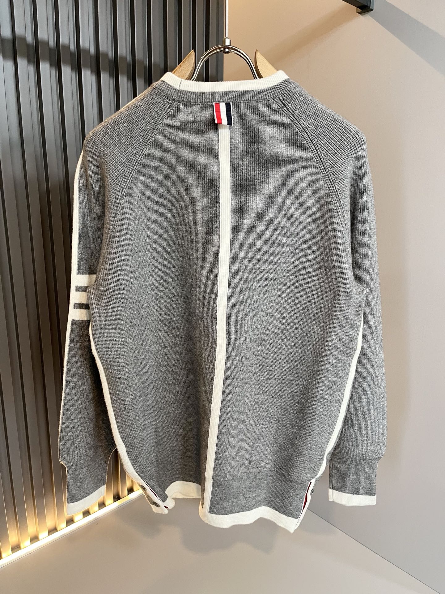 ThomBrow*e汤姆*朗2025秋冬新款男女同款👫针织羊毛衫，今年的专柜新品，男女同款👫超软羊毛面料