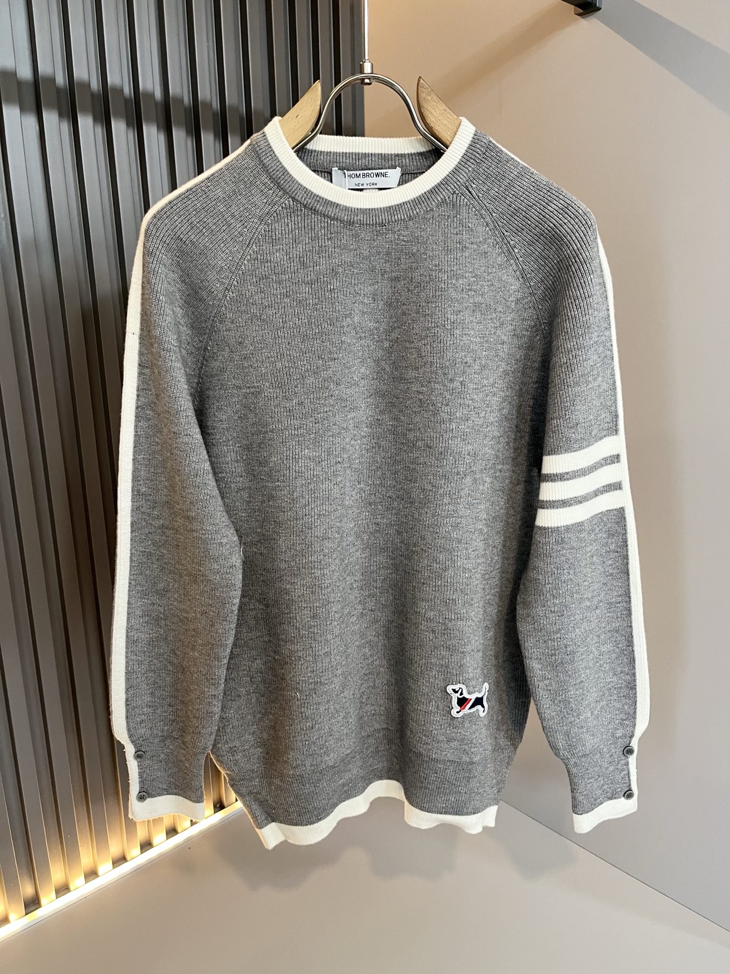 ThomBrow*e汤姆*朗2025秋冬新款男女同款👫针织羊毛衫，今年的专柜新品，男女同款👫超软羊毛面料