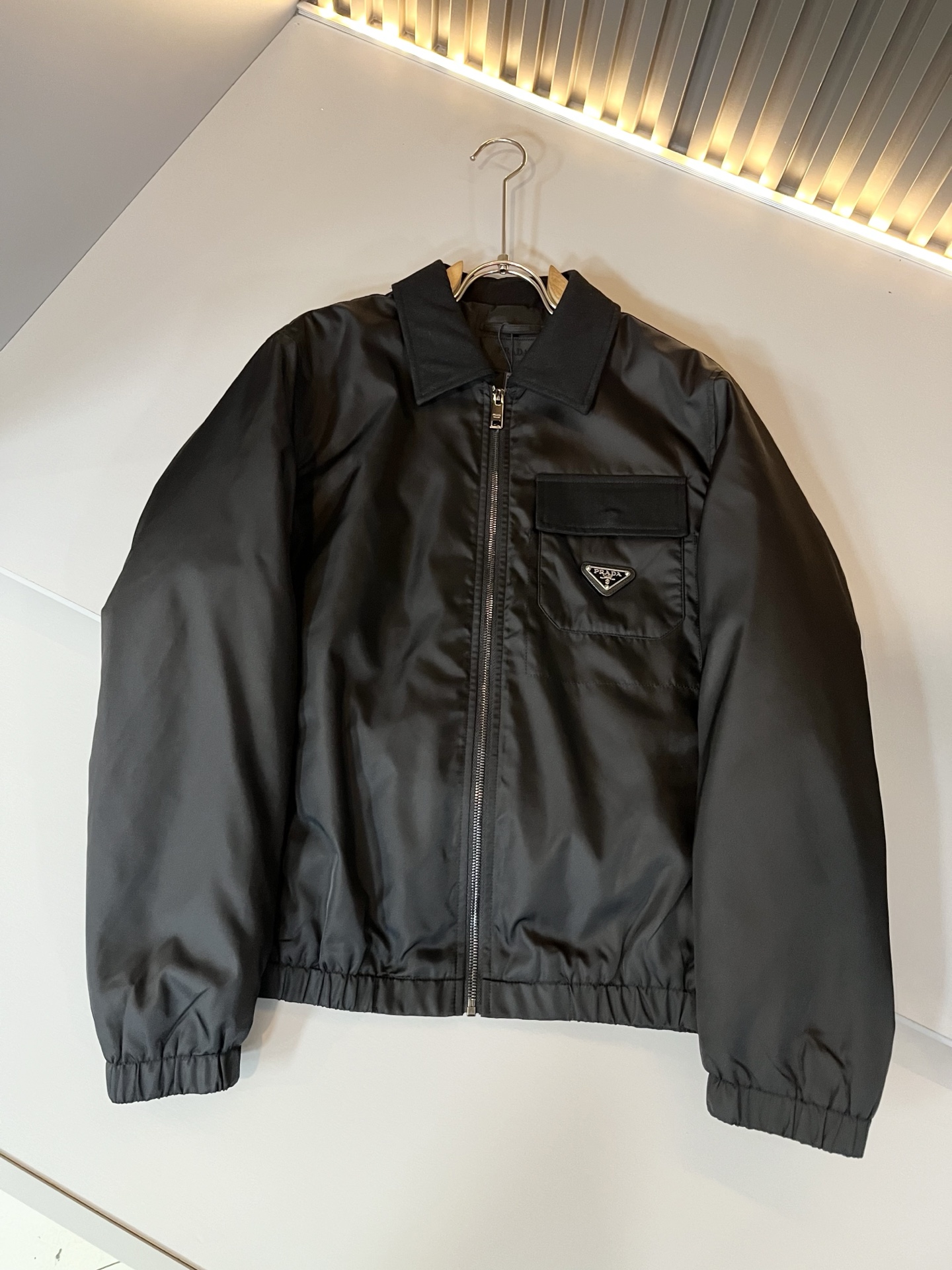 PRAD*A普*达2025秋冬休闲夹克外套，最新时尚休闲拉链夹克，时尚夹克外套!贸易公司渠道稀出，同步官
