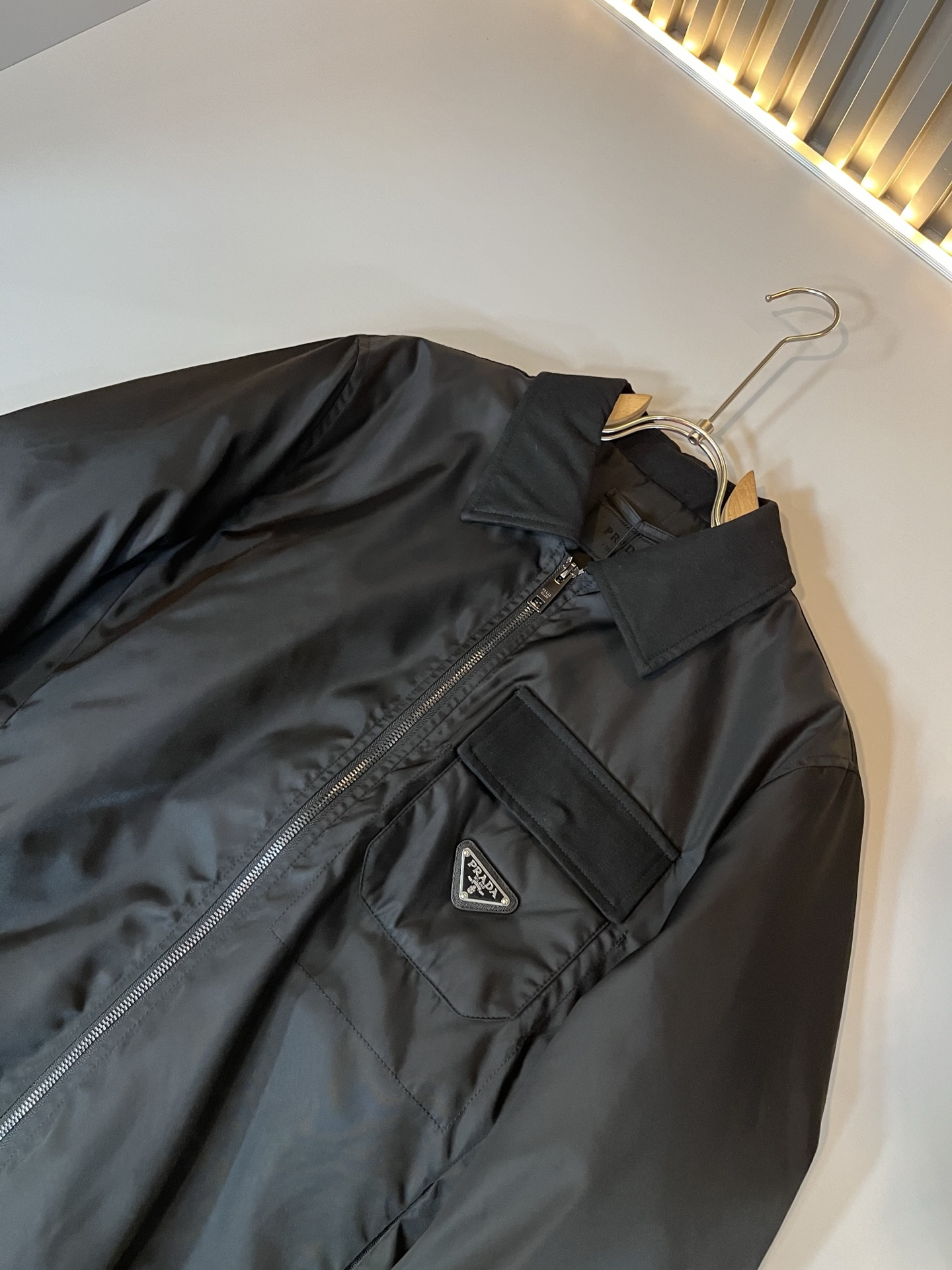 PRAD*A普*达2025秋冬休闲夹克外套，最新时尚休闲拉链夹克，时尚夹克外套!贸易公司渠道稀出，同步官