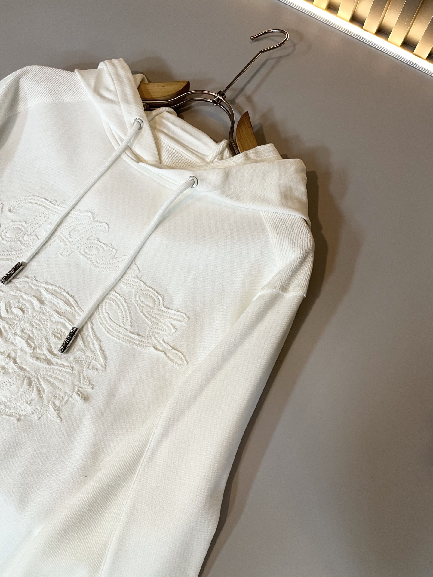 KENZ*高田*三2025秋冬新品男女同款👫卫衣，工艺“传承经典著作改良后的新品更加的具有立体感官，设计