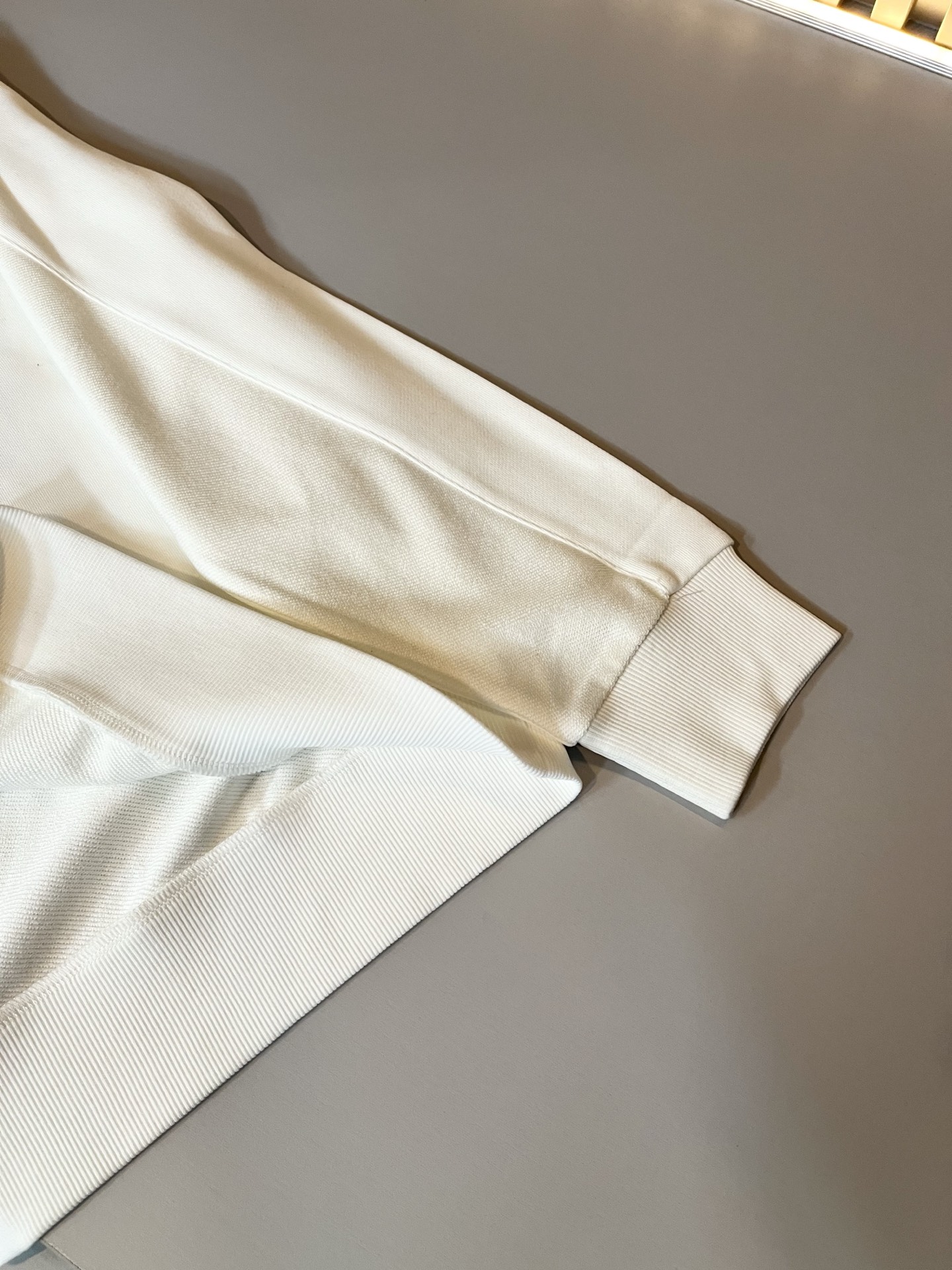 KENZ*高田*三2025秋冬新品男女同款👫卫衣，工艺“传承经典著作改良后的新品更加的具有立体感官，设计