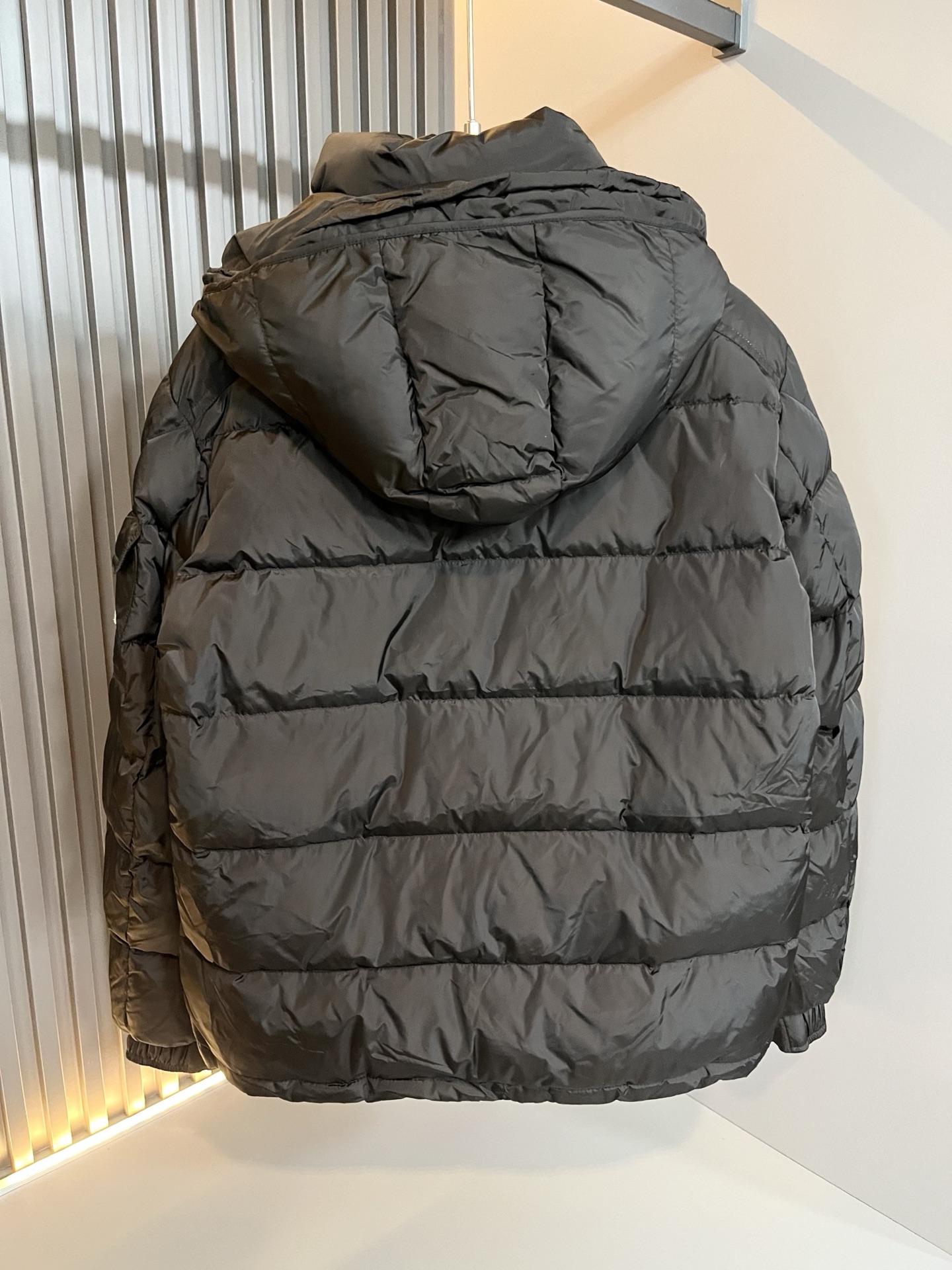 Mon*ler蒙口 2025秋冬新款男女同款👫羽绒服 ！年度的压轴款登场...匠心技艺于一身的经典款.高