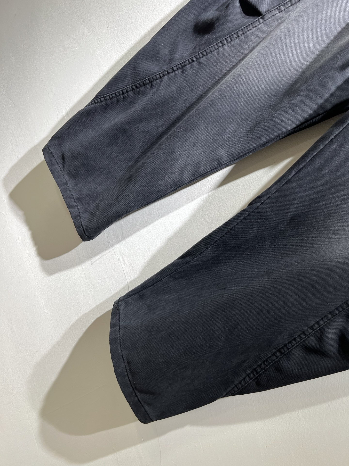 ARCTER*X始*祖鸟 2025秋冬新款休闲运动风格牛仔休闲裤，户外品牌可能大家第一想到的就是加拿大鹅