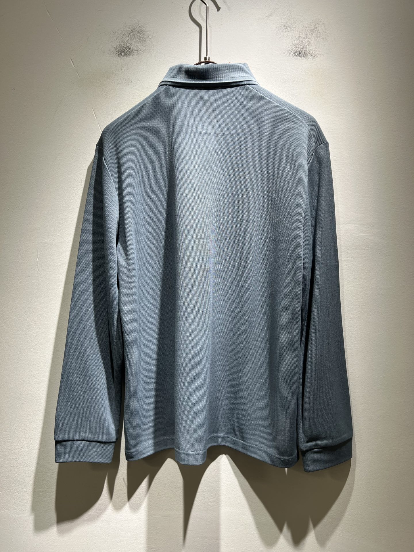 Louis Vuit*on路易*登2025秋冬新款长袖Polo衫，最新工艺时尚元素设计理念！胸前logo