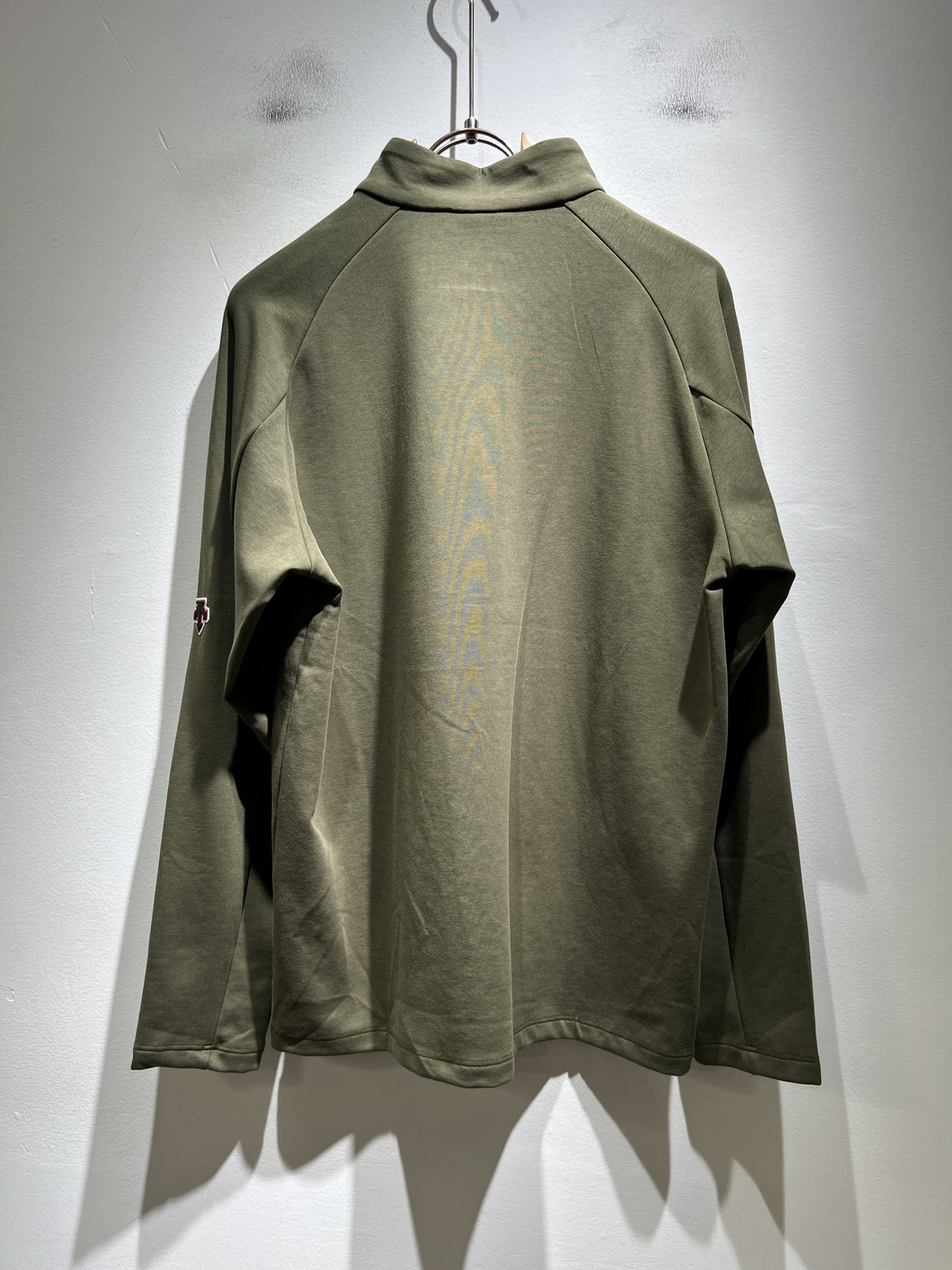 迪桑特DESCENTE，2025秋冬新款打底衫，自年荣耀至今的专业运动品牌。80余年来，始终坚持“Des