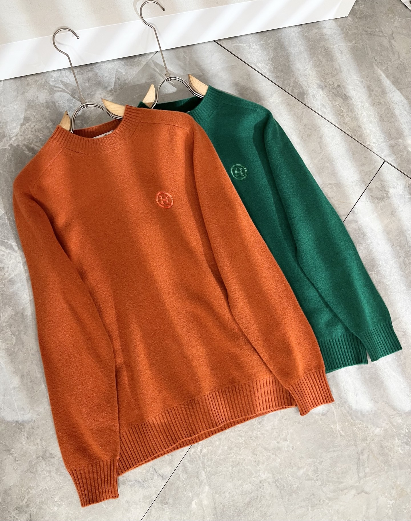 Her*mes爱*仕2025秋冬新款男士针织羊毛衫，全新升级百搭基础款，低调奢华，品格之选！甄选优质精选