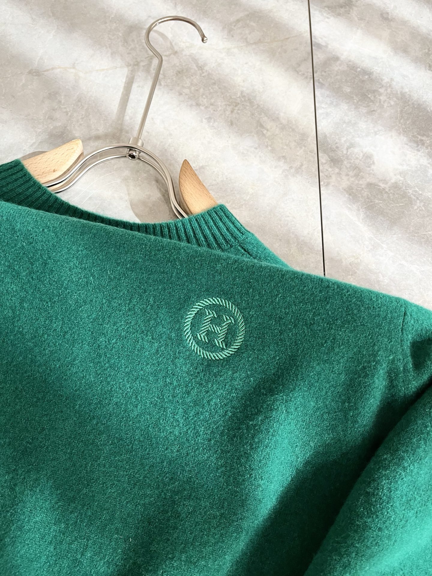 Her*mes爱*仕2025秋冬新款男士针织羊毛衫，全新升级百搭基础款，低调奢华，品格之选！甄选优质精选