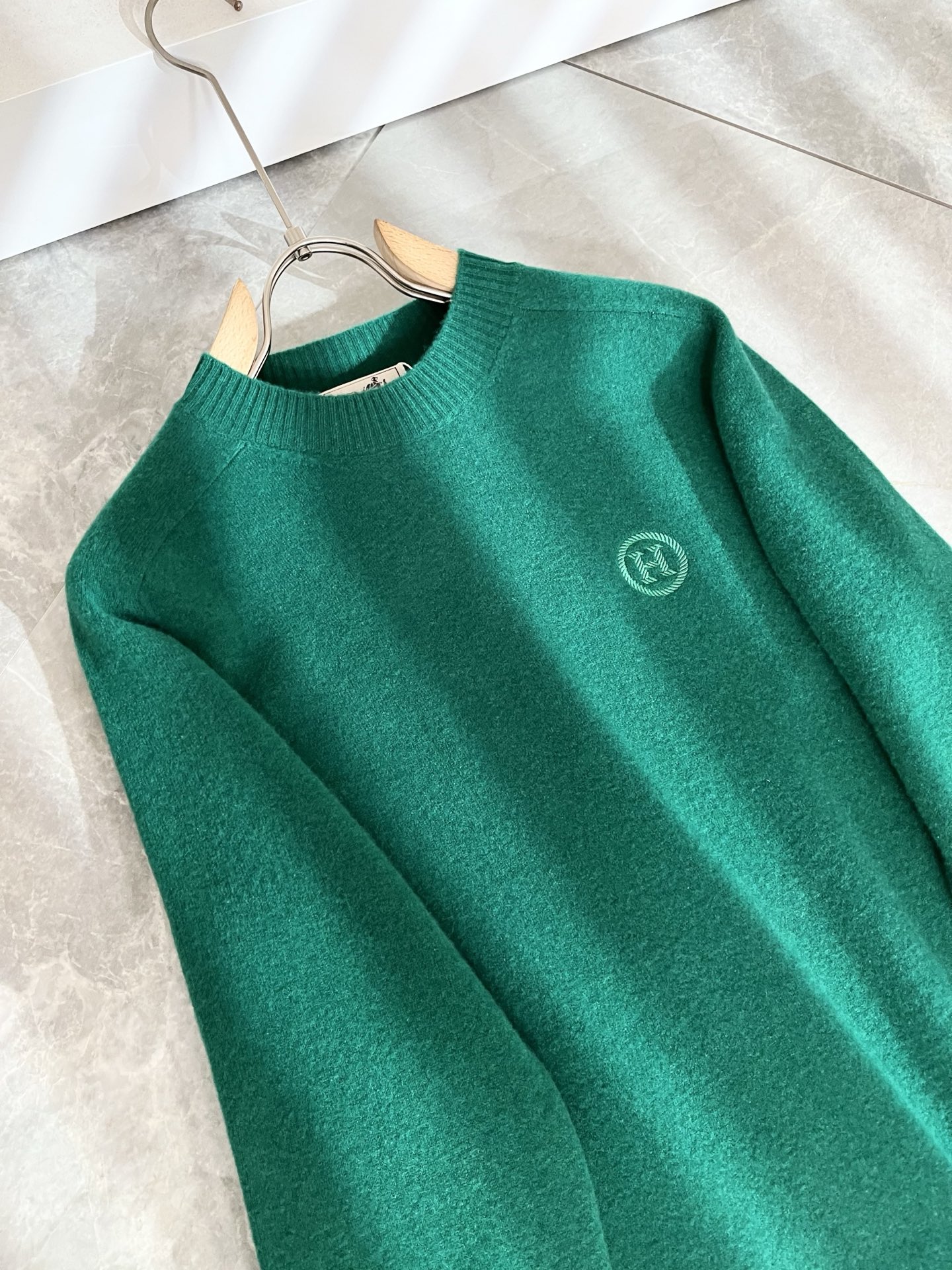 Her*mes爱*仕2025秋冬新款男士针织羊毛衫，全新升级百搭基础款，低调奢华，品格之选！甄选优质精选