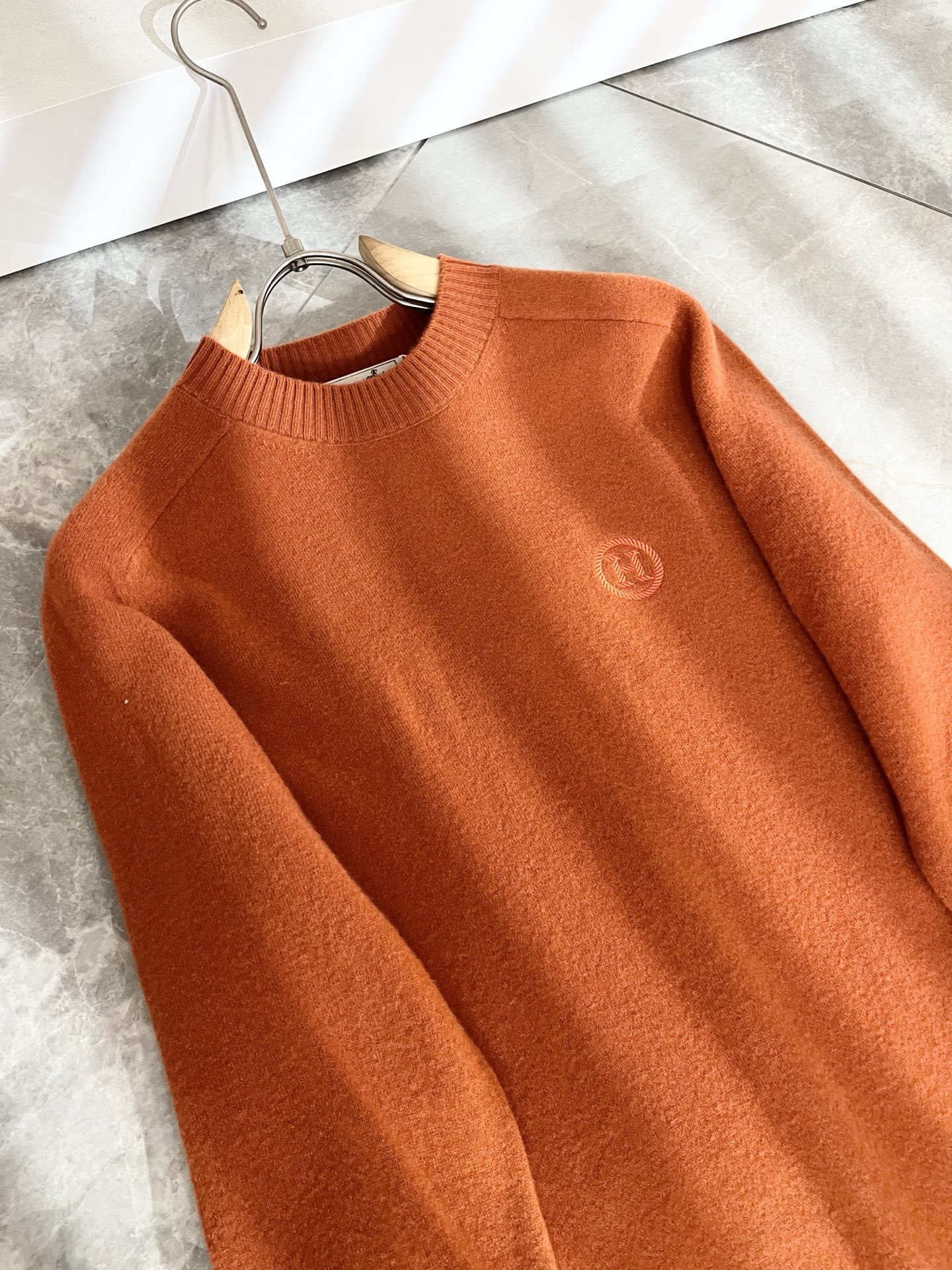 Her*mes爱*仕2025秋冬新款男士针织羊毛衫，全新升级百搭基础款，低调奢华，品格之选！甄选优质精选