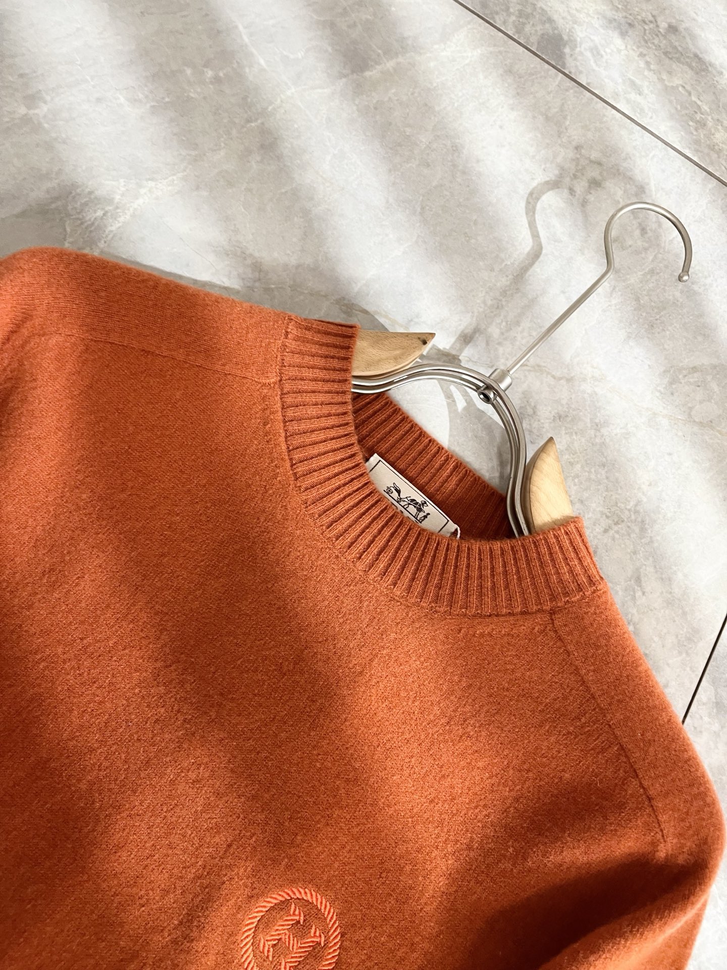 Her*mes爱*仕2025秋冬新款男士针织羊毛衫，全新升级百搭基础款，低调奢华，品格之选！甄选优质精选