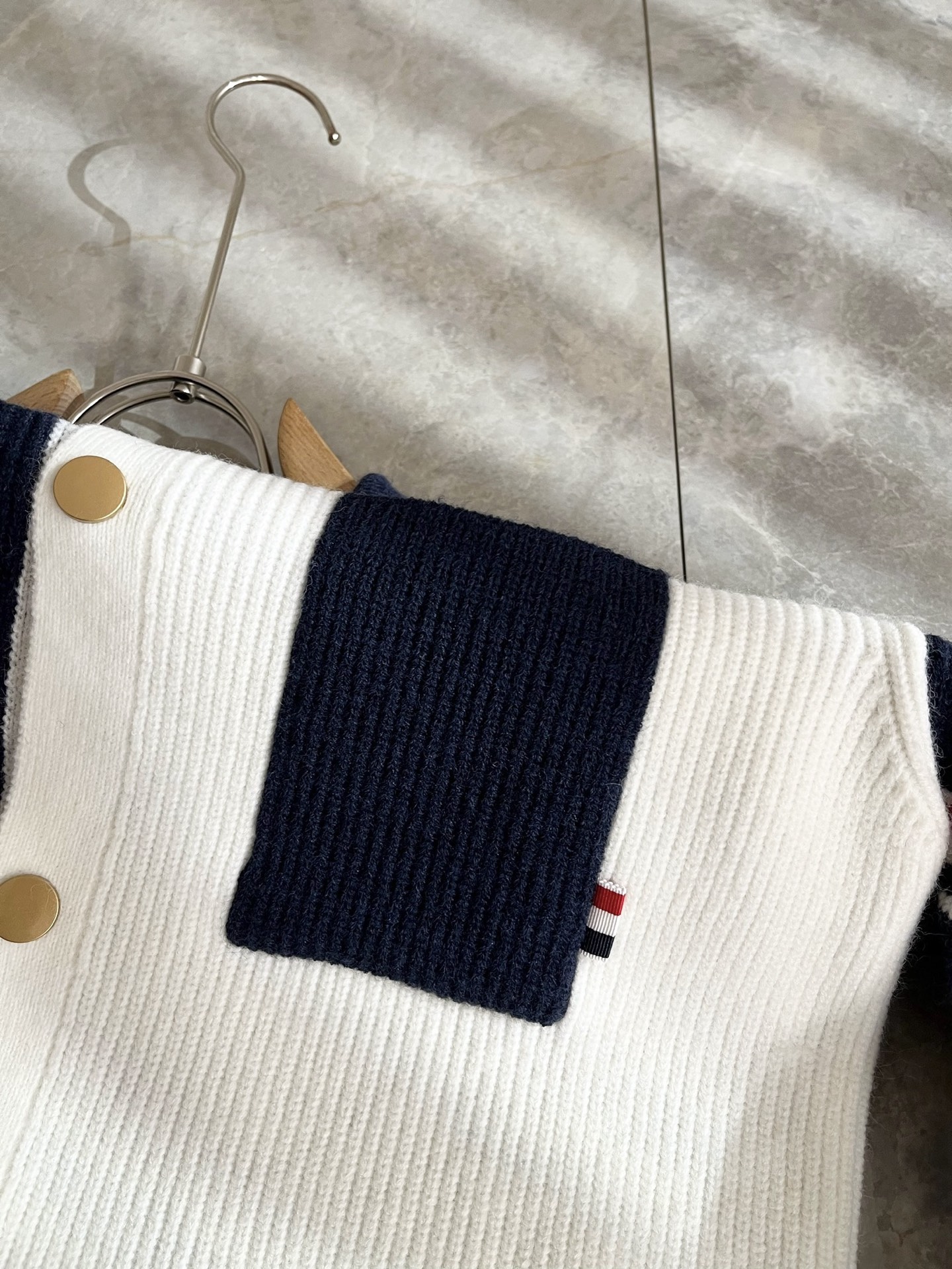 ThomBrow*e汤姆*朗2025秋冬新款男女同款👫针织羊毛衫，今年的专柜新品，男女同款👫超软羊毛面料